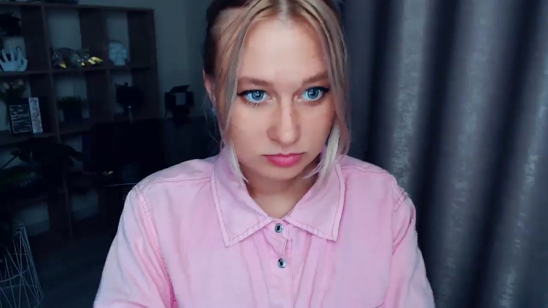 Gallery image thumbnail from Kukla_kolduna's myfreecams stream on, 08/24/2025, 18:02 image 5 of 20