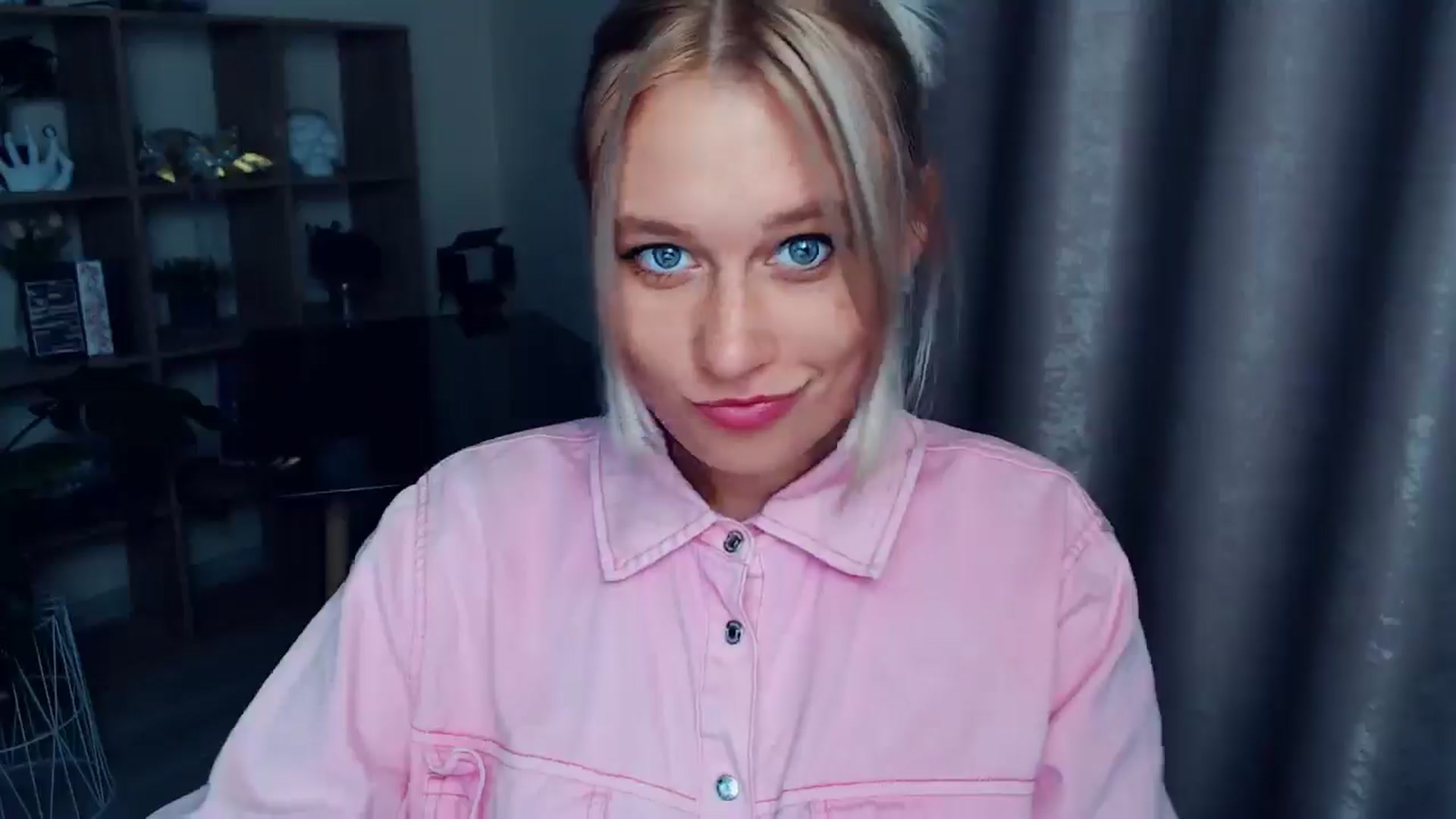 Gallery image thumbnail from Kukla_kolduna's myfreecams stream on, 08/24/2025, 18:02 image 2 of 20