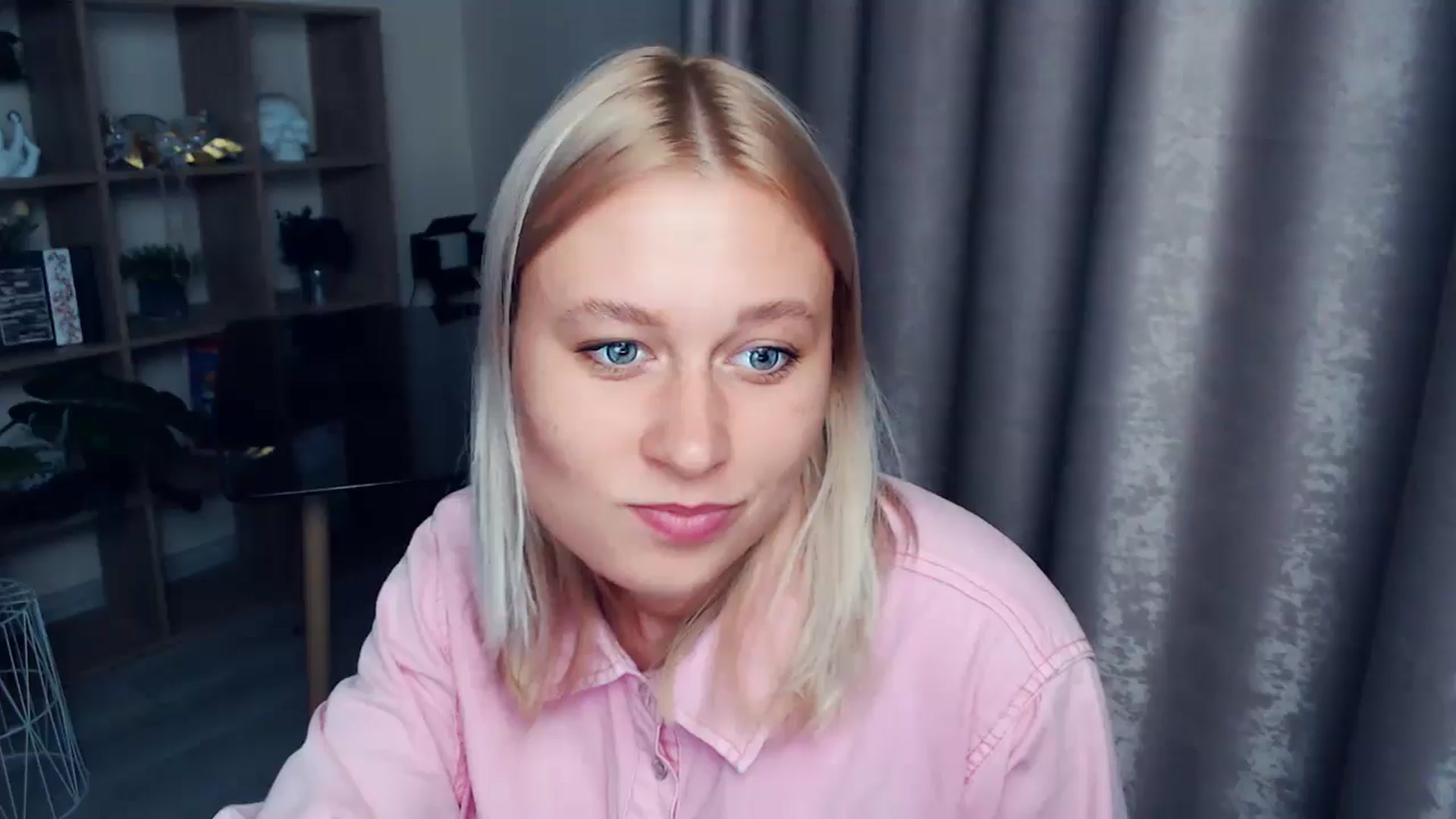Gallery image thumbnail from Kukla_kolduna's myfreecams stream on, 08/27/2025, 18:10 image 11 of 20