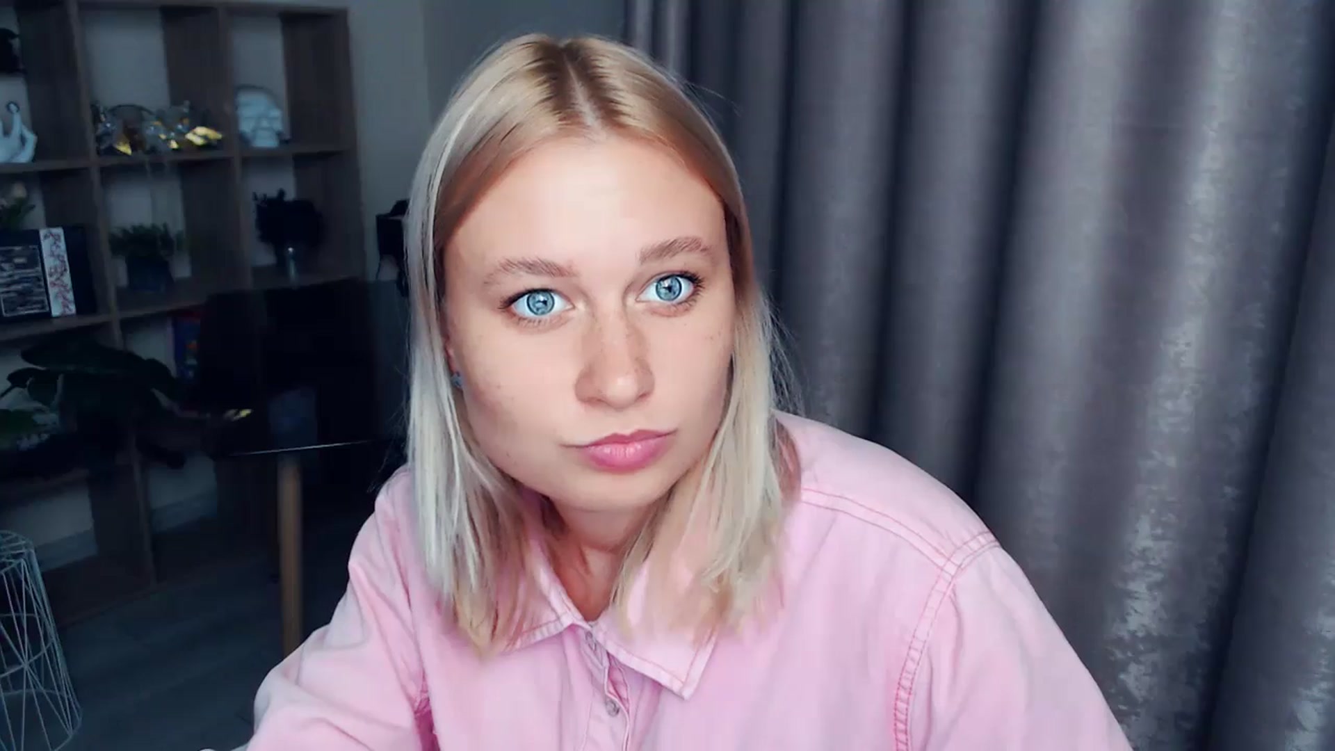 Gallery image thumbnail from Kukla_kolduna's myfreecams stream on, 08/27/2025, 18:10 image 8 of 20