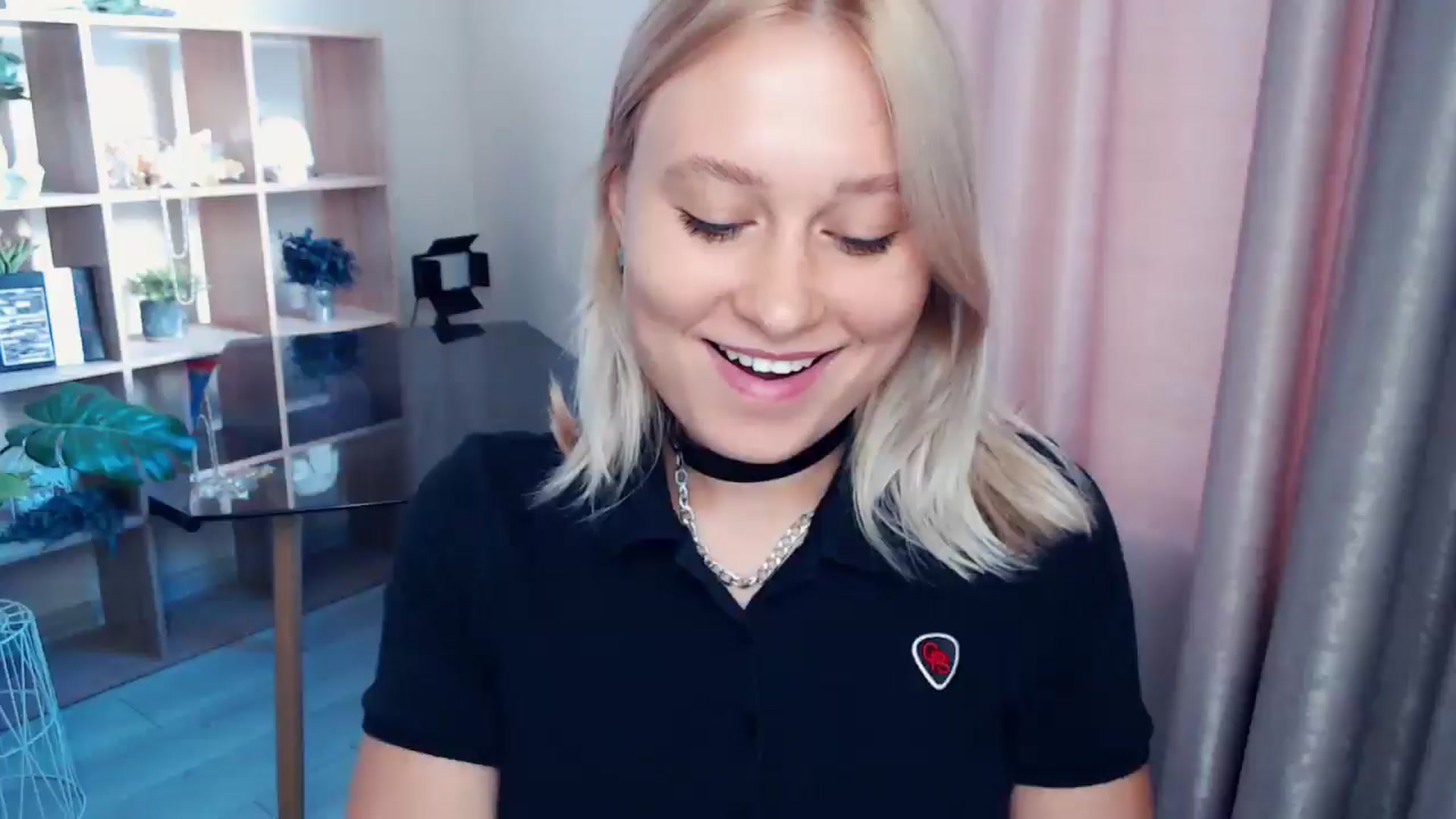 Gallery image thumbnail from Kukla_kolduna's myfreecams stream on, 08/28/2025, 15:51 image 8 of 20