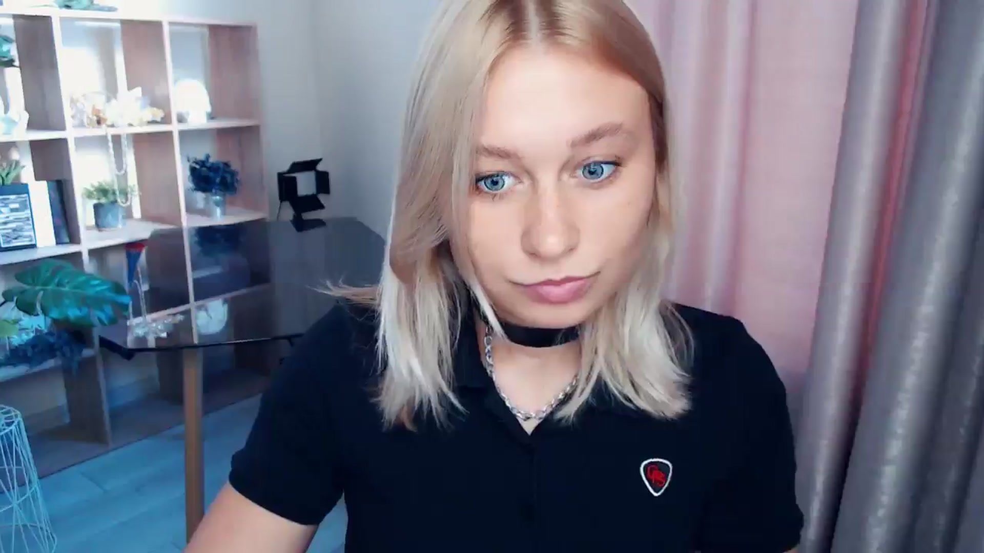 Gallery image thumbnail from Kukla_kolduna's myfreecams stream on, 08/28/2025, 15:51 image 11 of 20