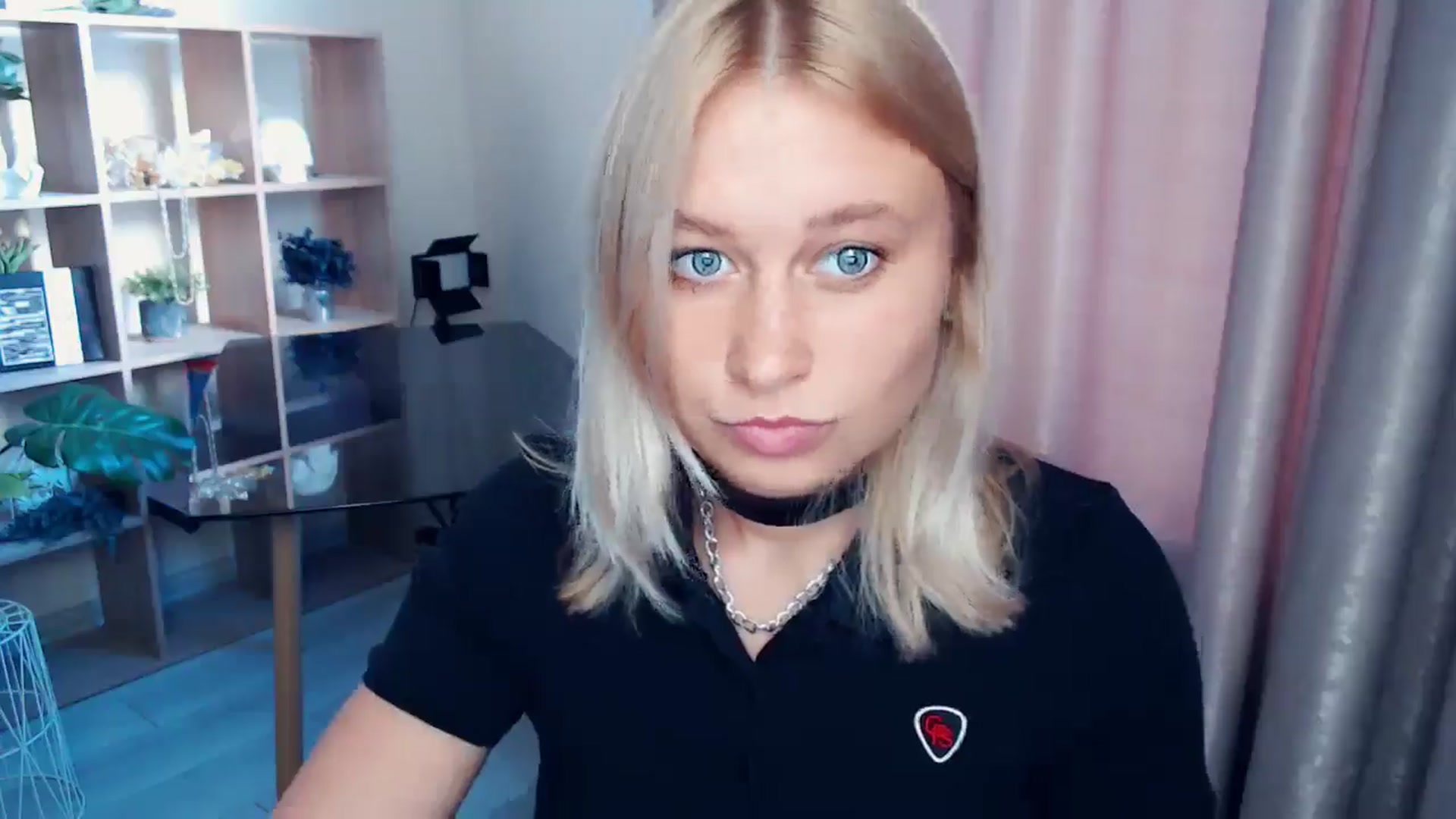 Gallery image thumbnail from Kukla_kolduna's myfreecams stream on, 08/28/2025, 15:51 image 17 of 20