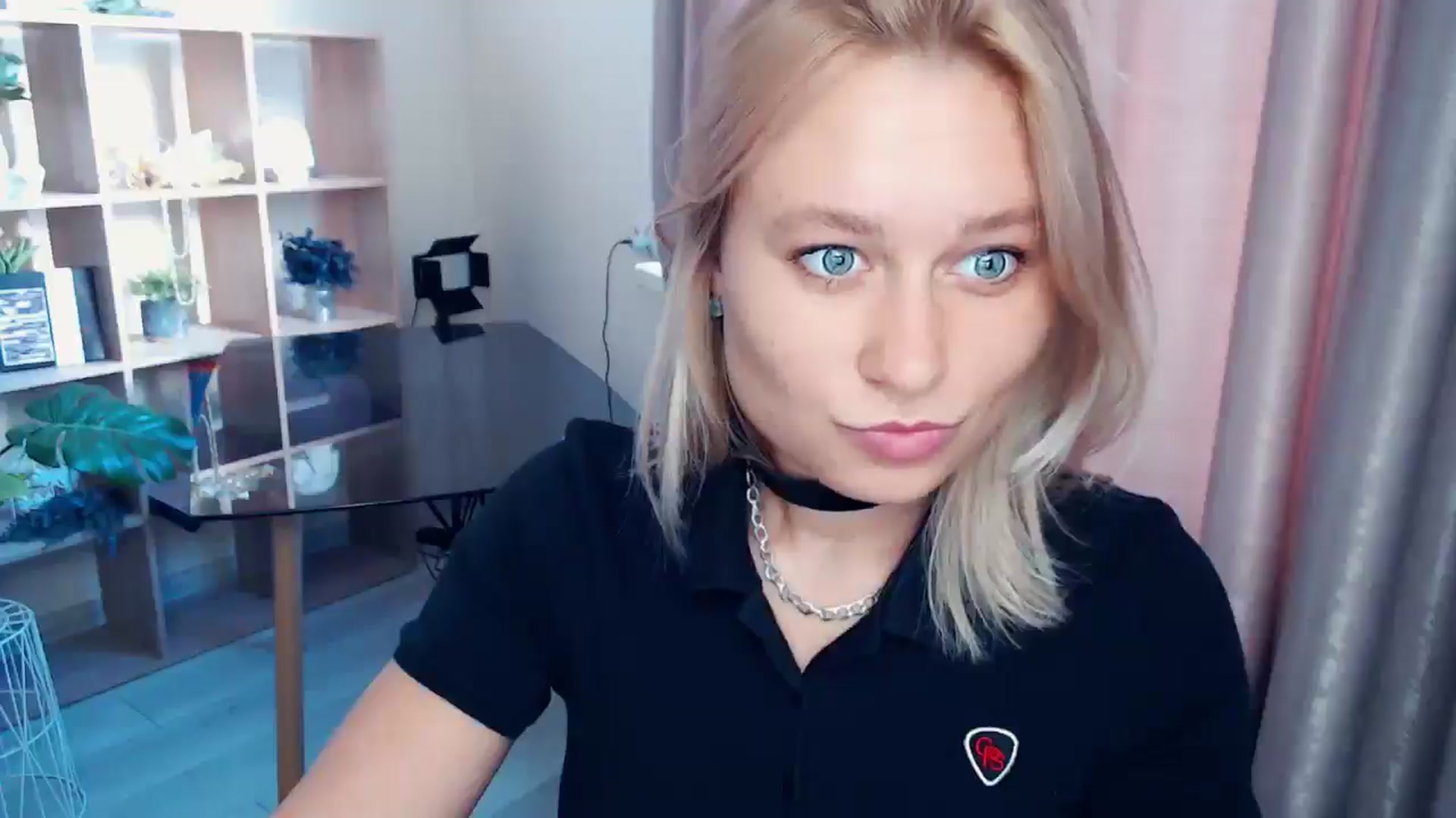 Gallery image thumbnail from Kukla_kolduna's myfreecams stream on, 08/28/2025, 15:51 image 3 of 20