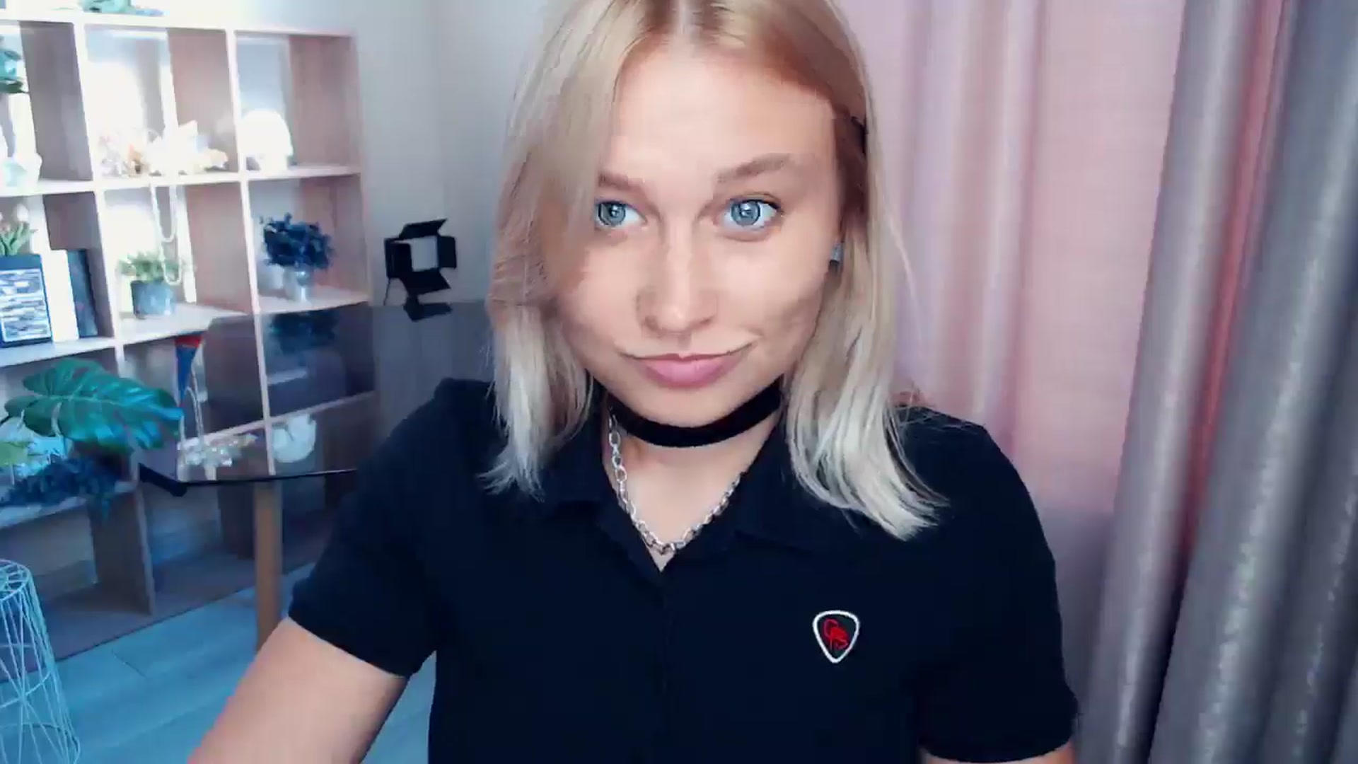 Gallery image thumbnail from Kukla_kolduna's myfreecams stream on, 08/28/2025, 15:51 image 5 of 20