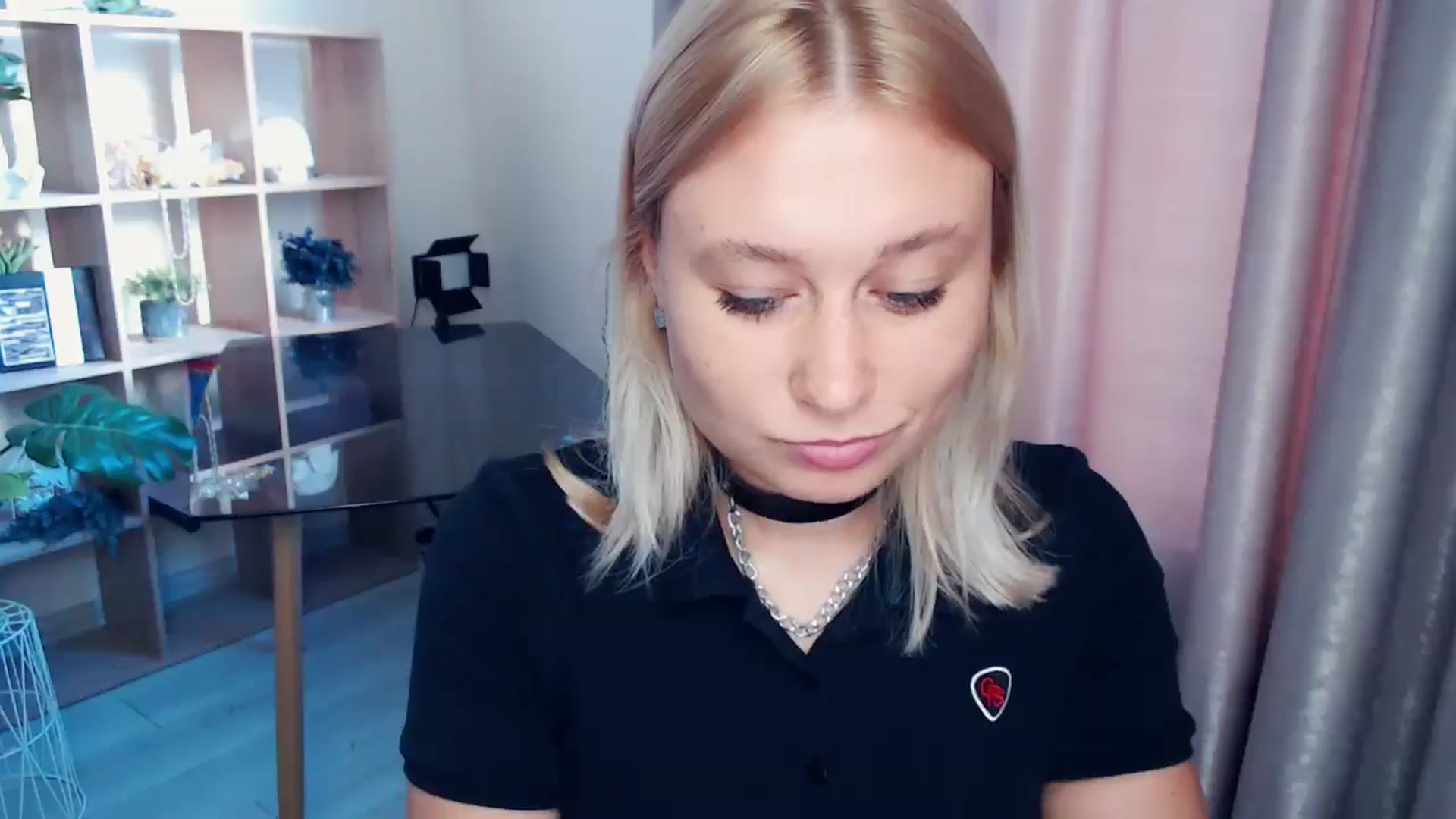Gallery image thumbnail from Kukla_kolduna's myfreecams stream on, 08/28/2025, 15:51 image 10 of 20