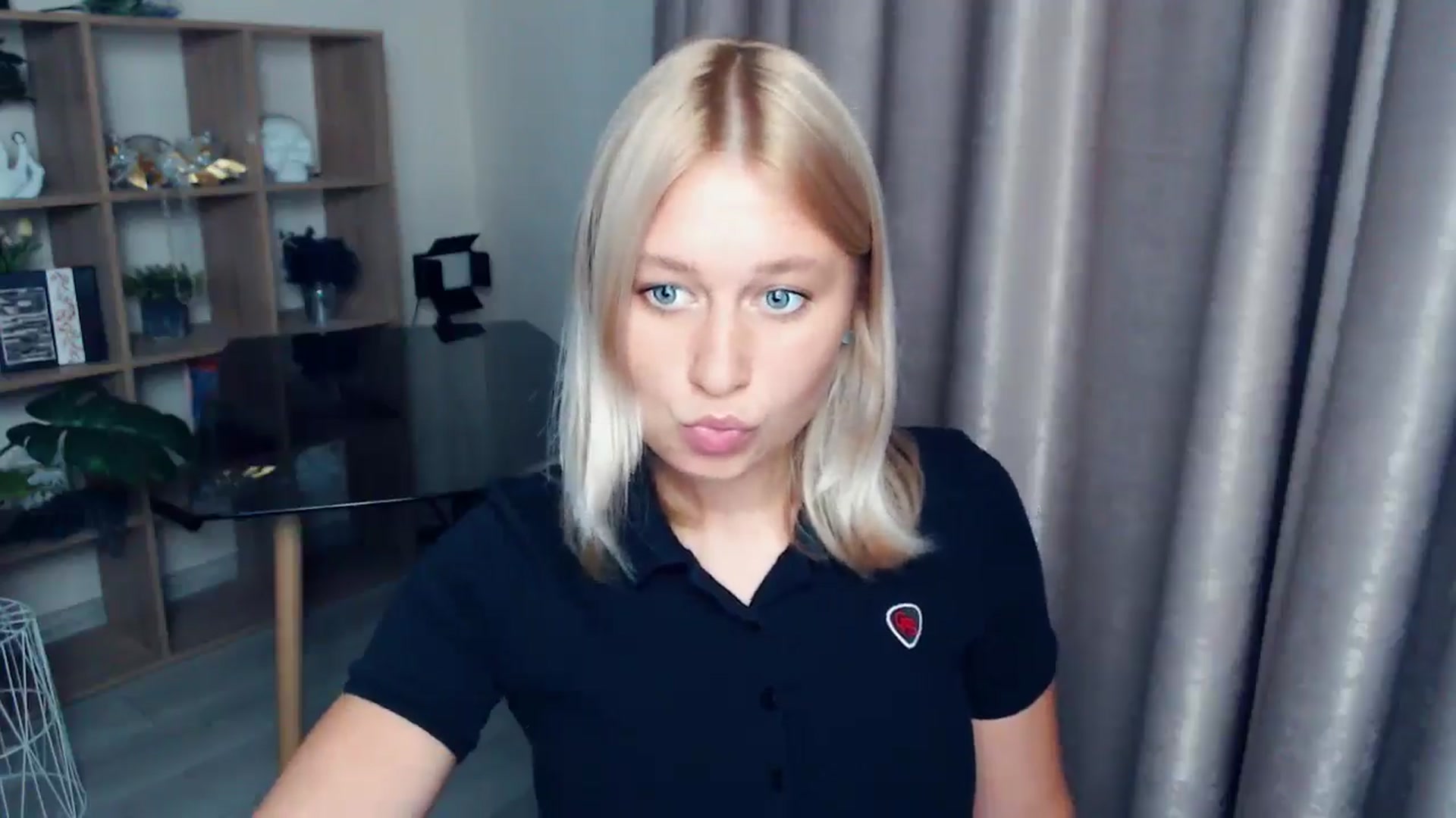 Gallery image thumbnail from Kukla_kolduna's myfreecams stream on, 08/28/2025, 18:05 image 19 of 20