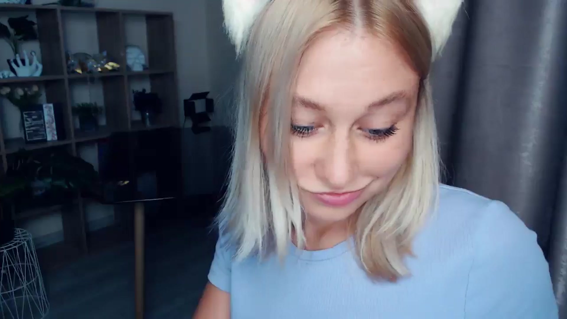 Gallery image thumbnail from Kukla_kolduna's myfreecams stream on, 08/29/2025, 17:33 image 6 of 20
