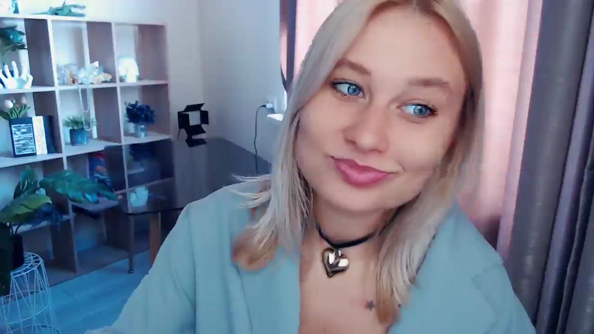 Gallery image thumbnail from Kukla_kolduna's myfreecams stream on, 08/30/2025, 08:34 image 3 of 20