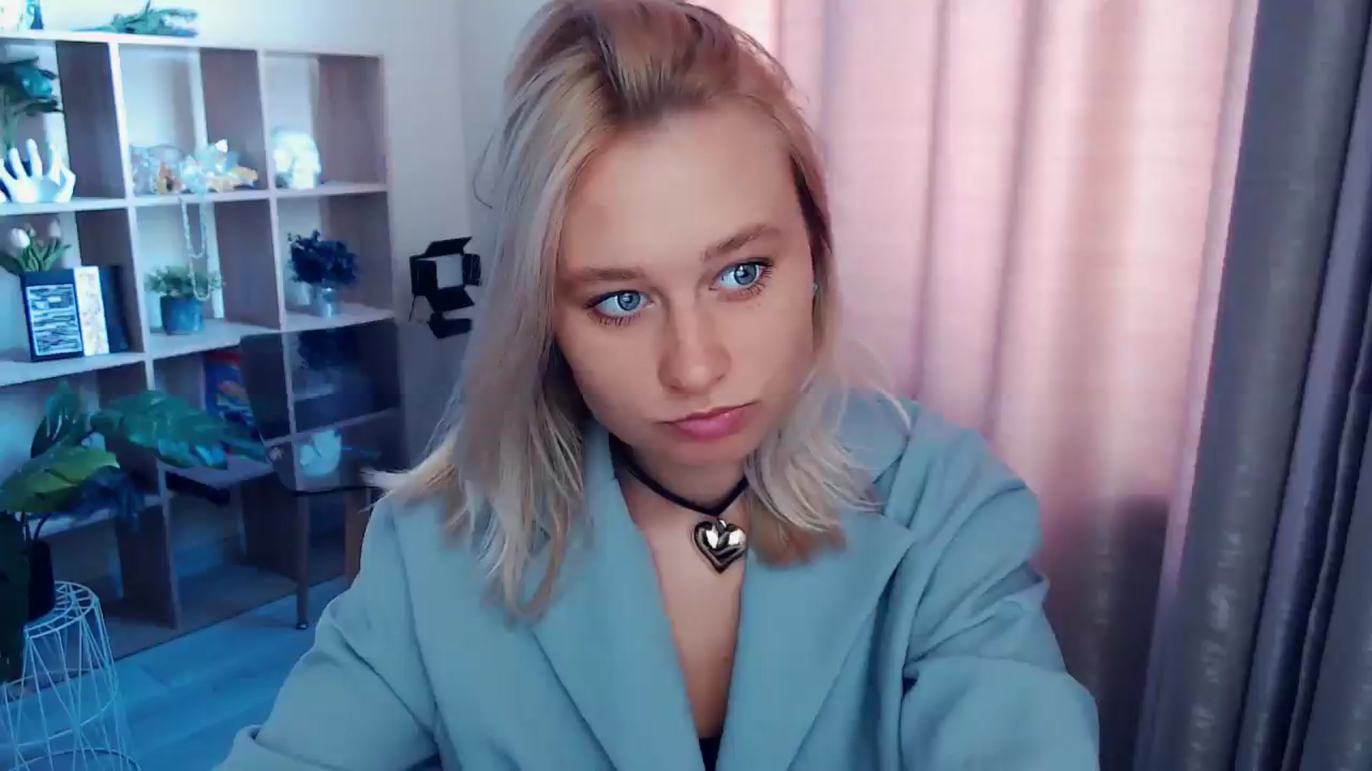 Gallery image thumbnail from Kukla_kolduna's myfreecams stream on, 08/30/2025, 08:34 image 8 of 20