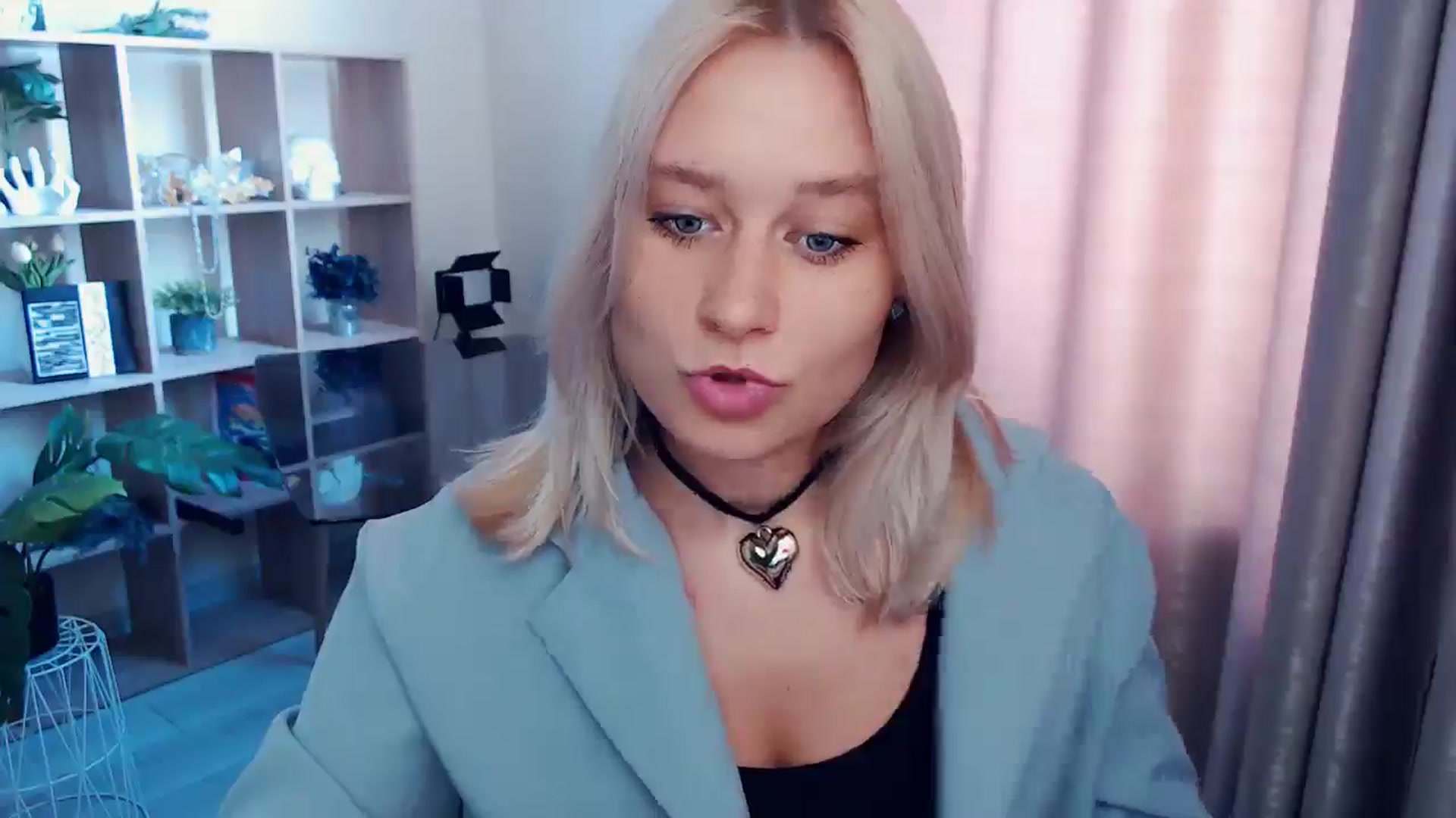 Gallery image thumbnail from Kukla_kolduna's myfreecams stream on, 08/30/2025, 08:34 image 10 of 20