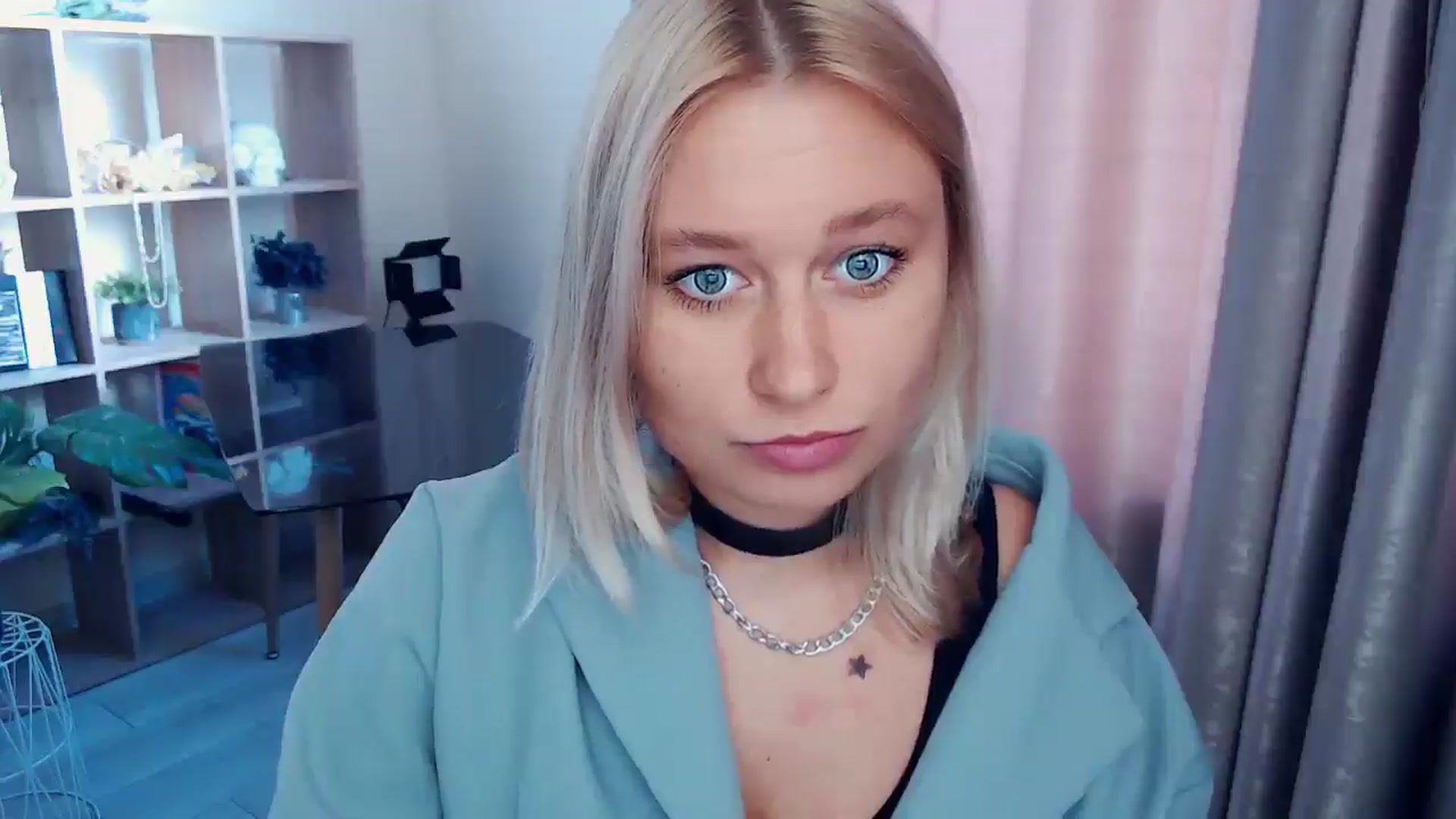 Gallery image thumbnail from Kukla_kolduna's myfreecams stream on, 08/30/2025, 11:46 image 13 of 20