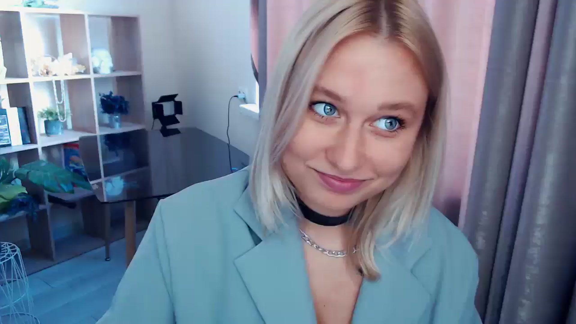 Gallery image thumbnail from Kukla_kolduna's myfreecams stream on, 08/30/2025, 11:46 image 16 of 20