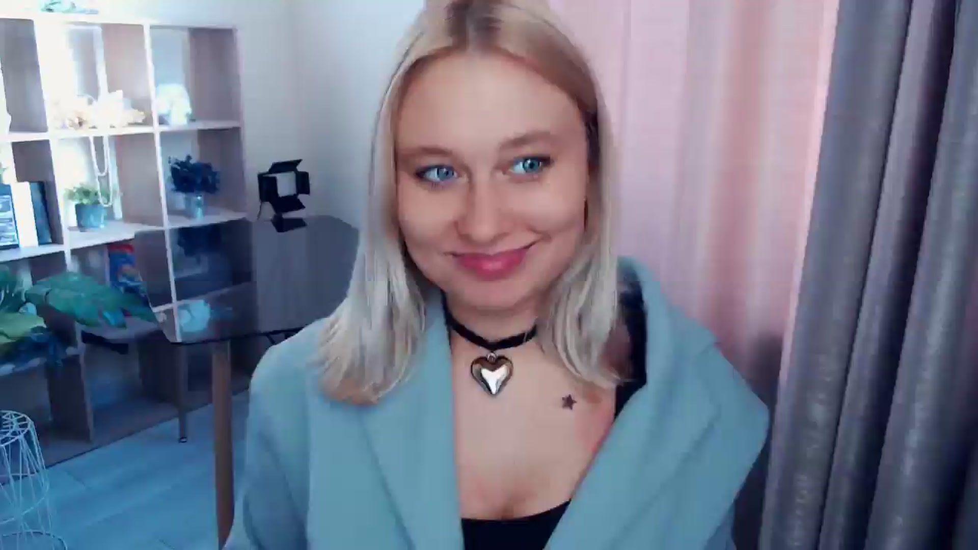 Gallery image thumbnail from Kukla_kolduna's myfreecams stream on, 08/30/2025, 11:46 image 19 of 20
