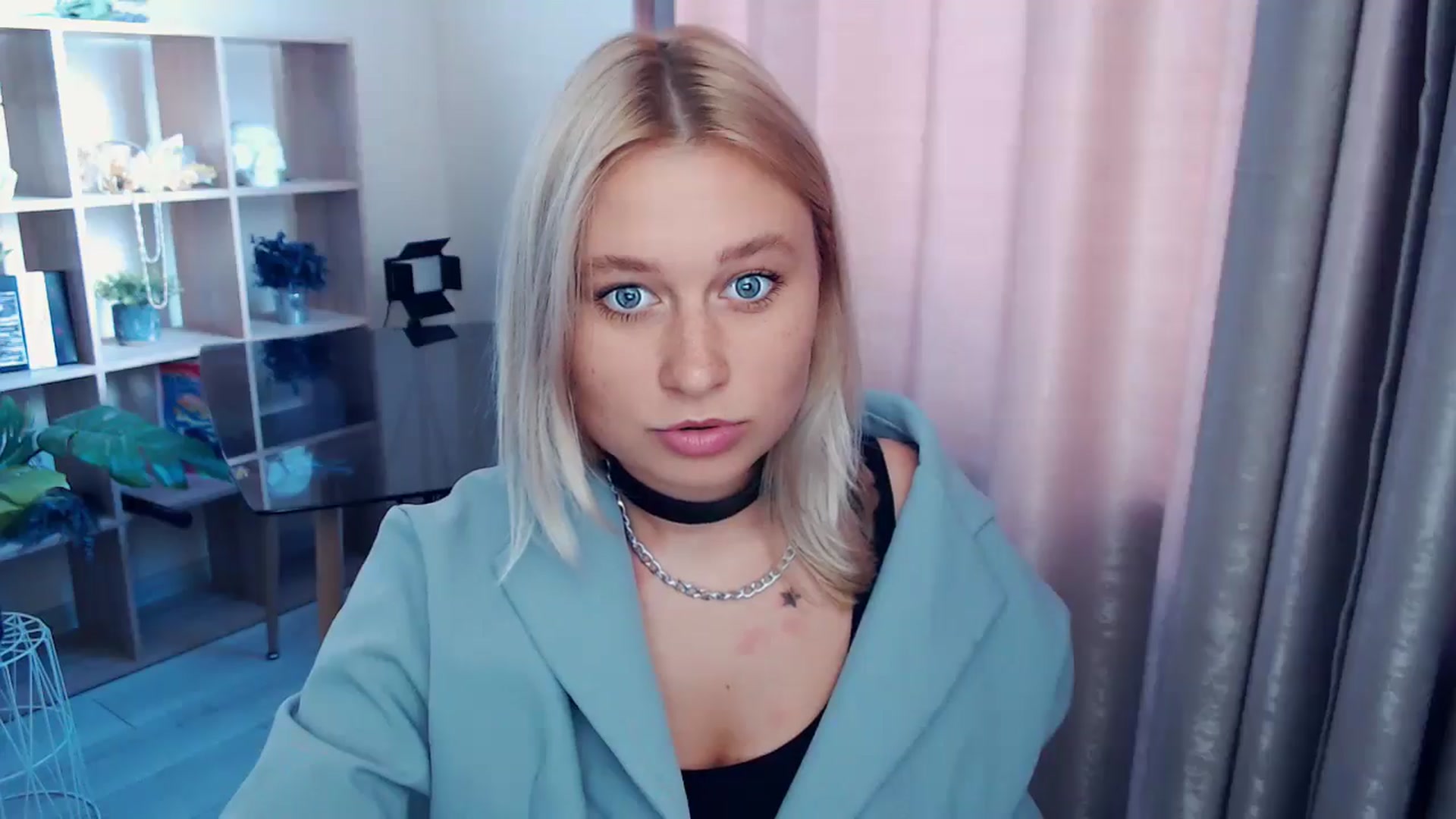 Gallery image thumbnail from Kukla_kolduna's myfreecams stream on, 08/30/2025, 11:46 image 12 of 20