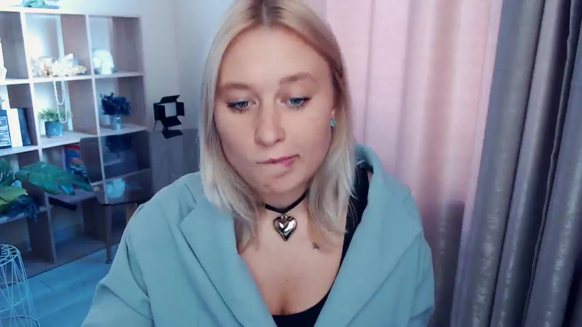 Gallery image thumbnail from Kukla_kolduna's myfreecams stream on, 08/30/2025, 11:46 image 10 of 20