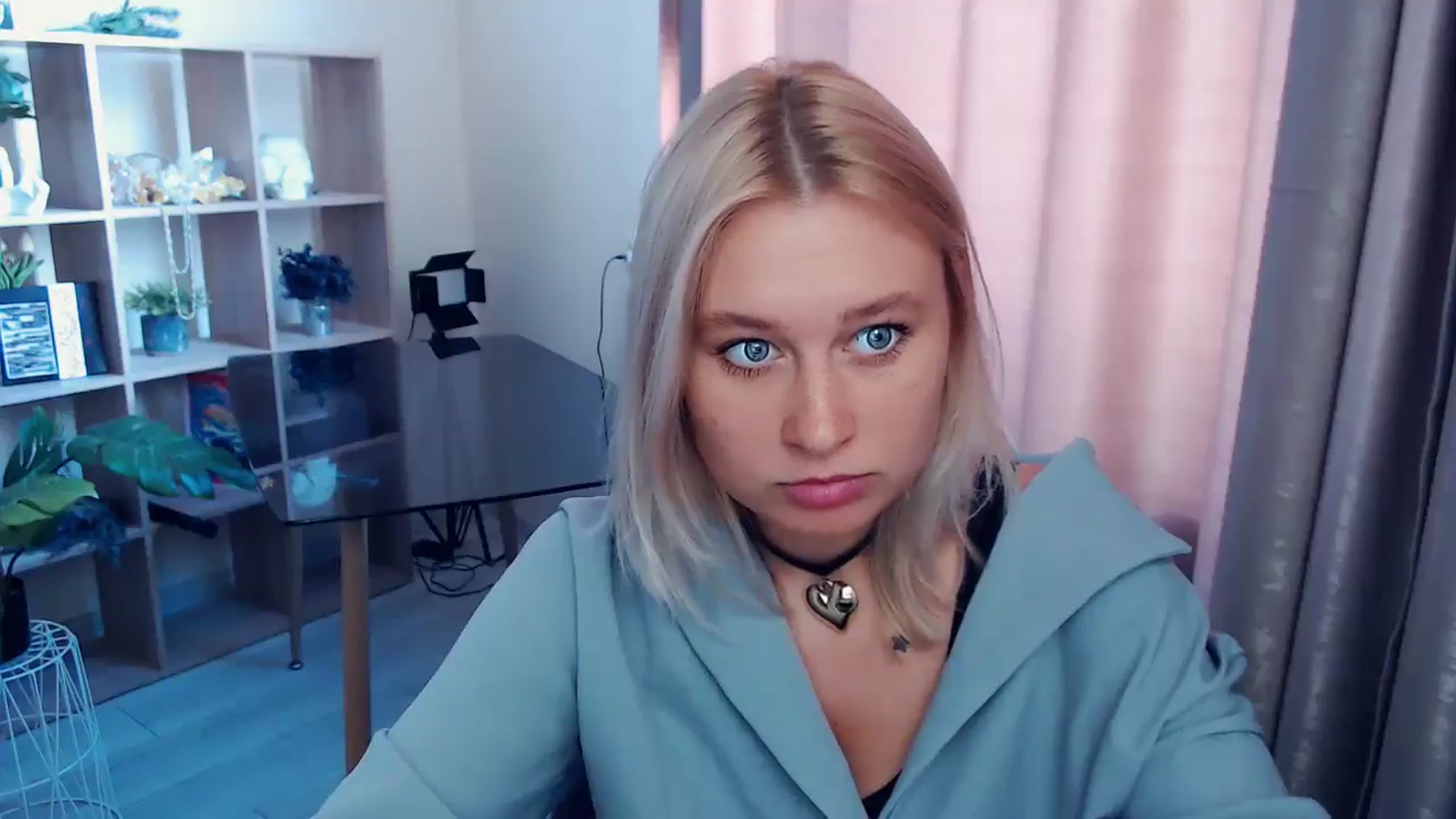 Gallery image thumbnail from Kukla_kolduna's myfreecams stream on, 08/30/2025, 11:46 image 3 of 20