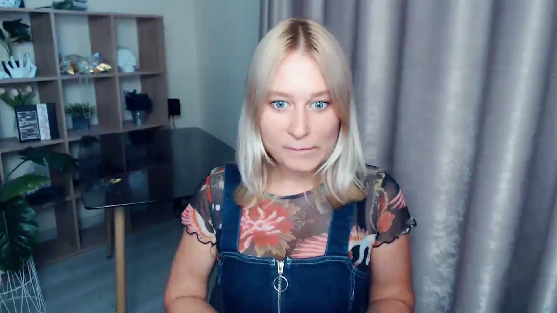 Gallery image thumbnail from Kukla_kolduna's myfreecams stream on, 08/31/2025, 17:35 image 13 of 20