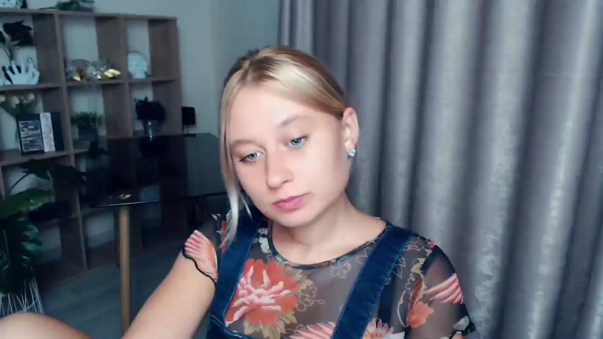 Gallery image thumbnail from Kukla_kolduna's myfreecams stream on, 08/31/2025, 17:58 image 20 of 20
