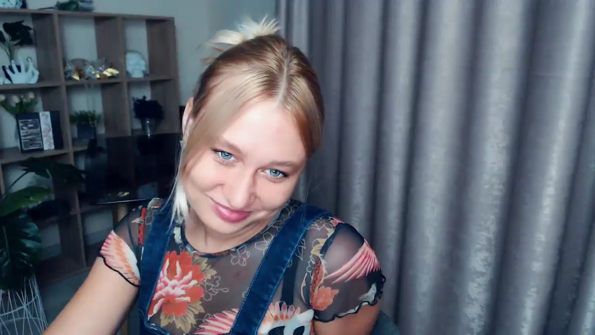Gallery image thumbnail from Kukla_kolduna's myfreecams stream on, 08/31/2025, 17:58 image 5 of 20