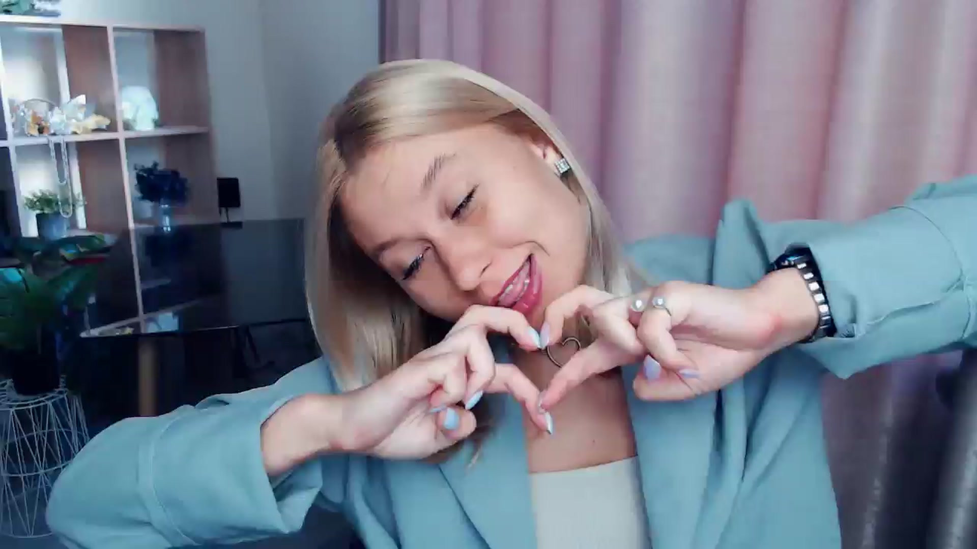 Gallery image thumbnail from Kukla_kolduna's myfreecams stream on, 09/03/2025, 16:21 image 7 of 20