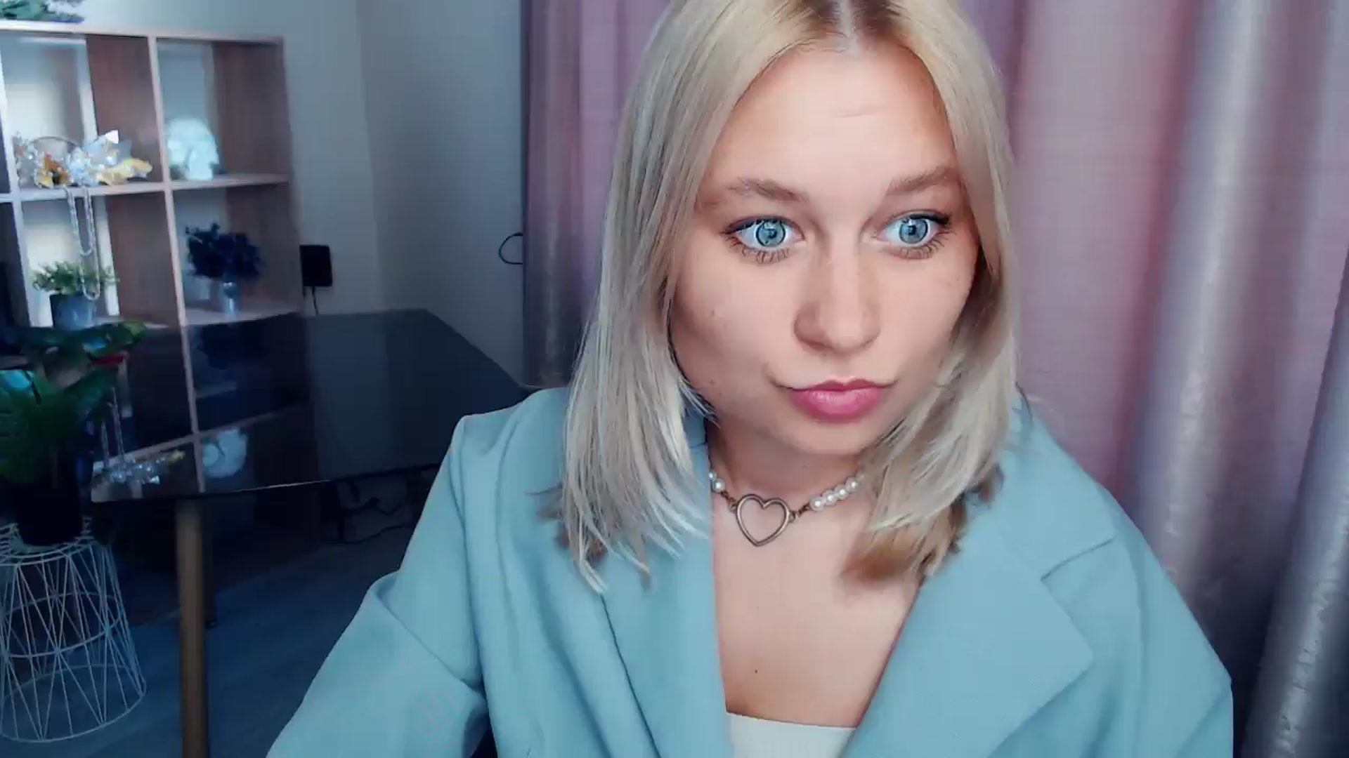 Gallery image thumbnail from Kukla_kolduna's myfreecams stream on, 09/03/2025, 16:21 image 9 of 20