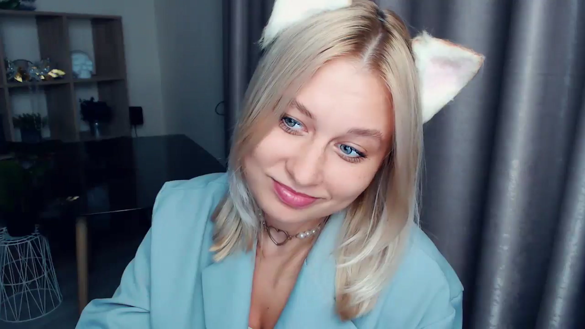Gallery image thumbnail from Kukla_kolduna's myfreecams stream on, 09/03/2025, 17:57 image 16 of 20