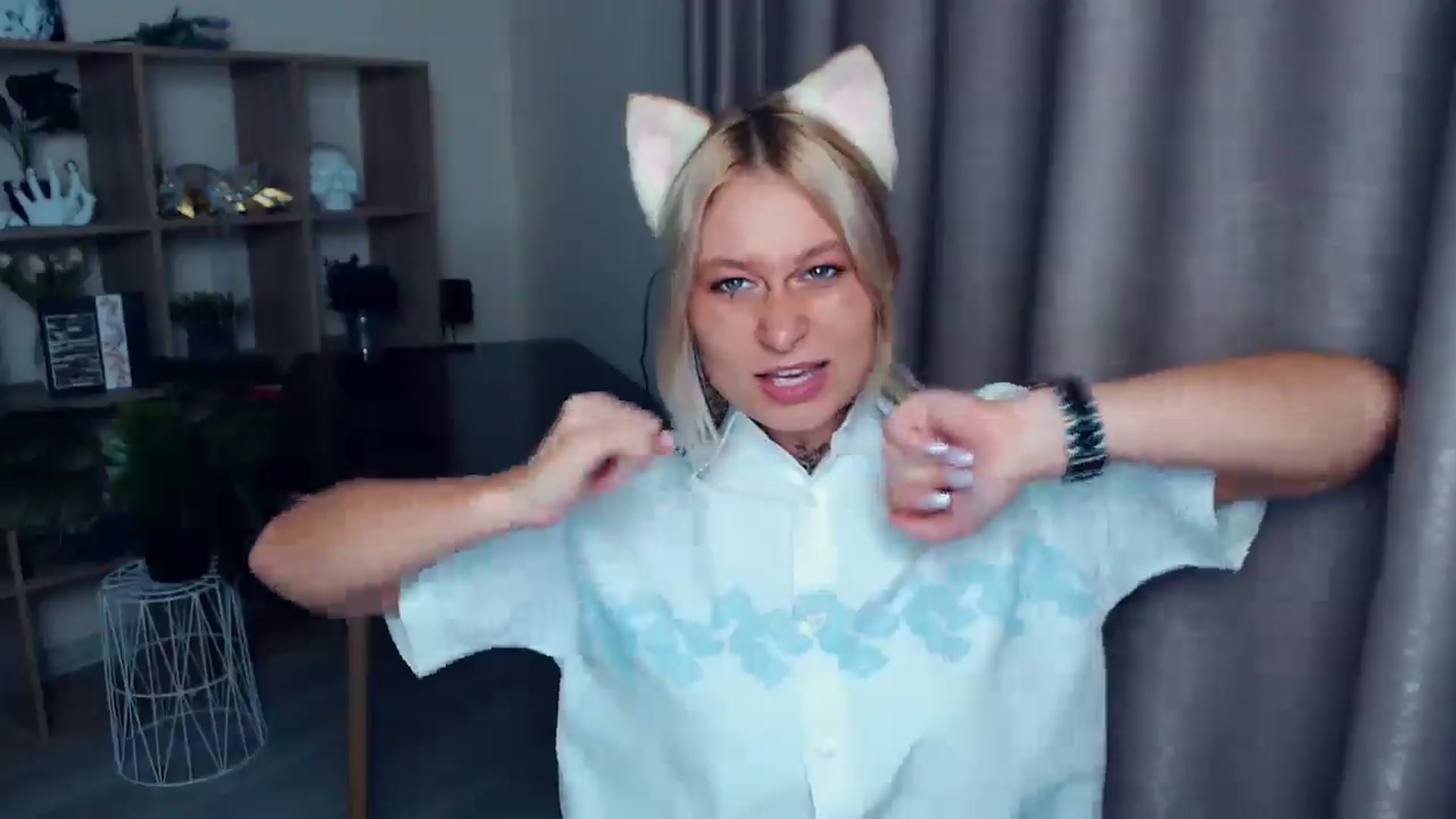 Gallery image thumbnail from Kukla_kolduna's myfreecams stream on, 09/04/2025, 17:18 image 19 of 20