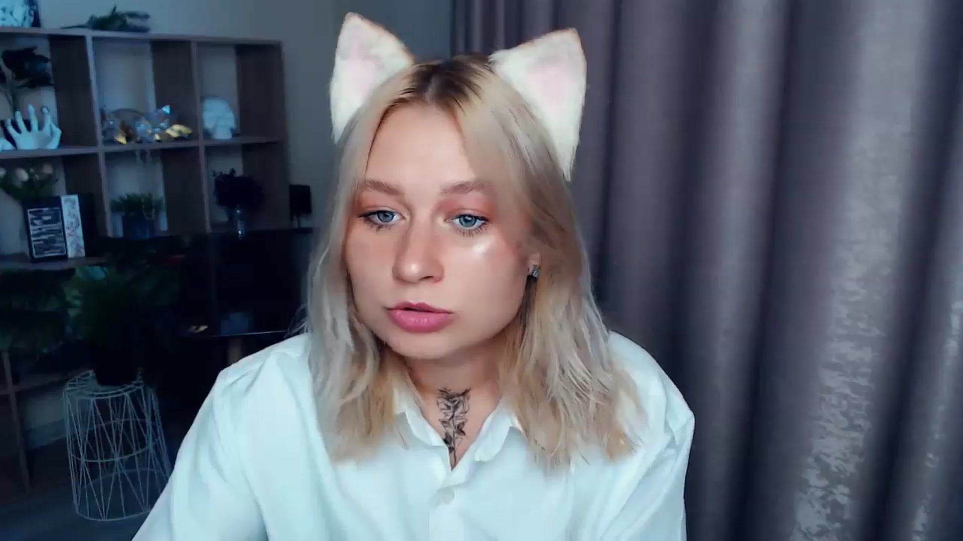 Gallery image thumbnail from Kukla_kolduna's myfreecams stream on, 09/04/2025, 17:18 image 14 of 20