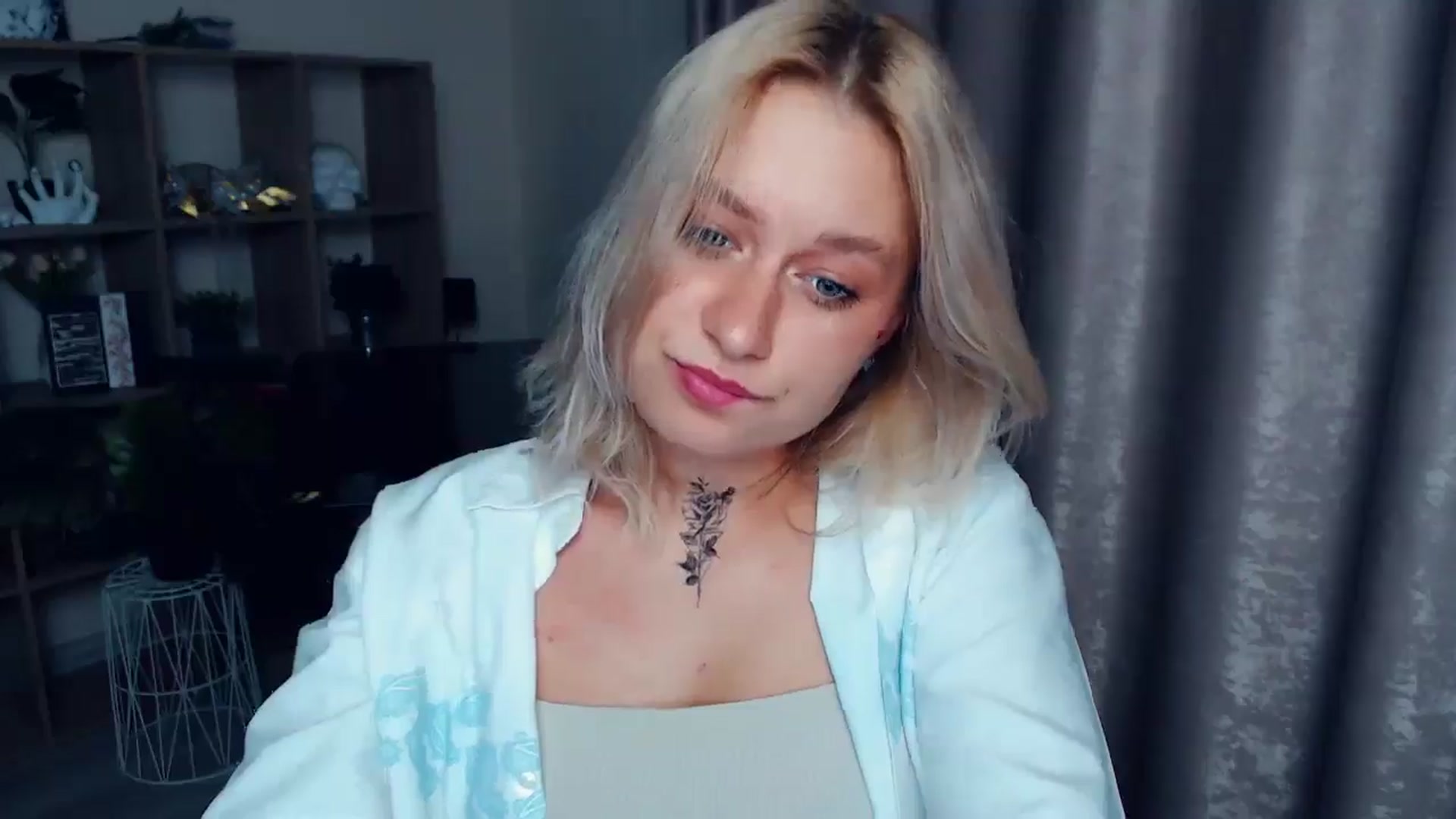 Gallery image thumbnail from Kukla_kolduna's myfreecams stream on, 09/04/2025, 18:22 image 10 of 20