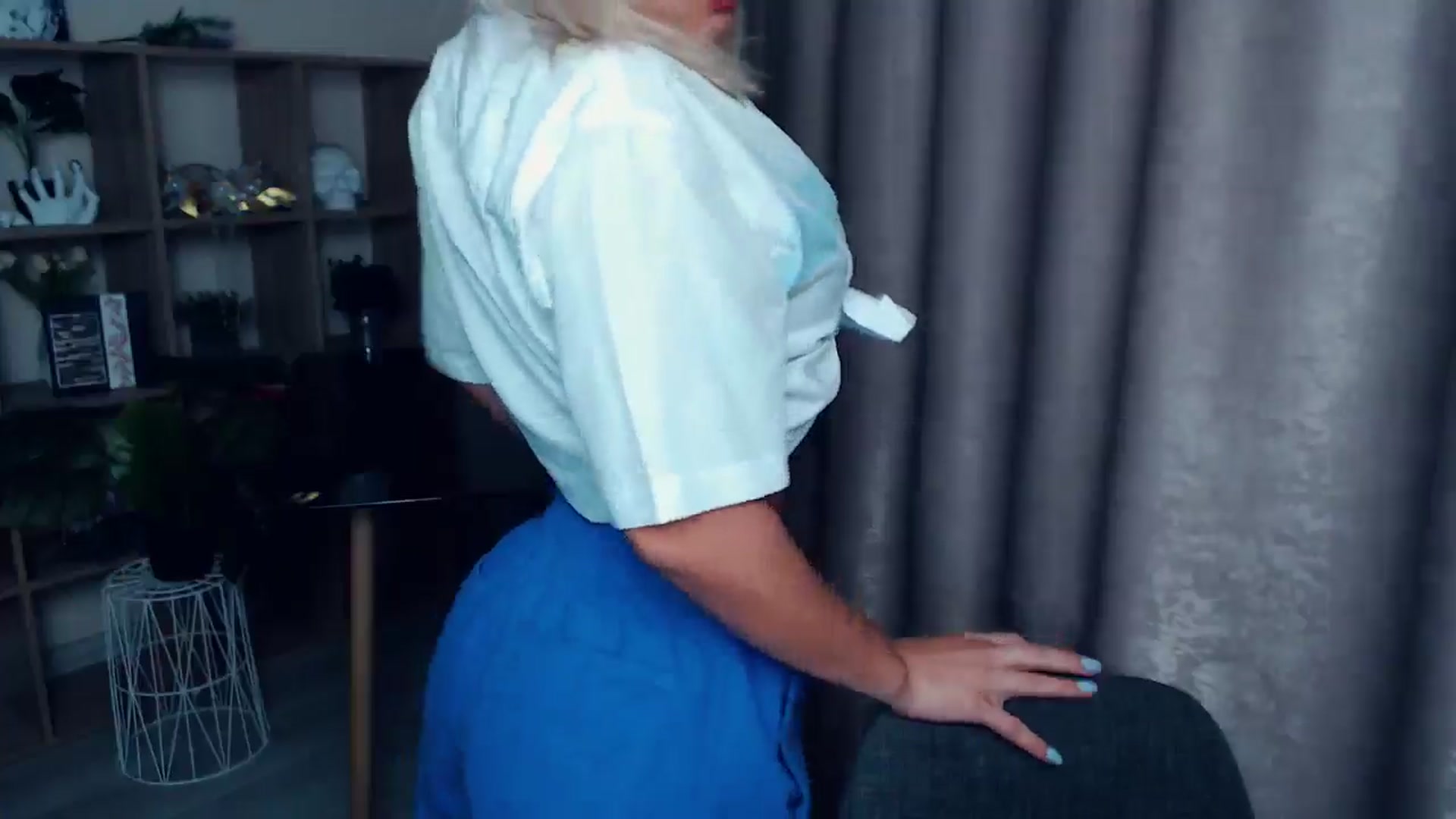 Gallery image thumbnail from Kukla_kolduna's myfreecams stream on, 09/04/2025, 18:22 image 3 of 20