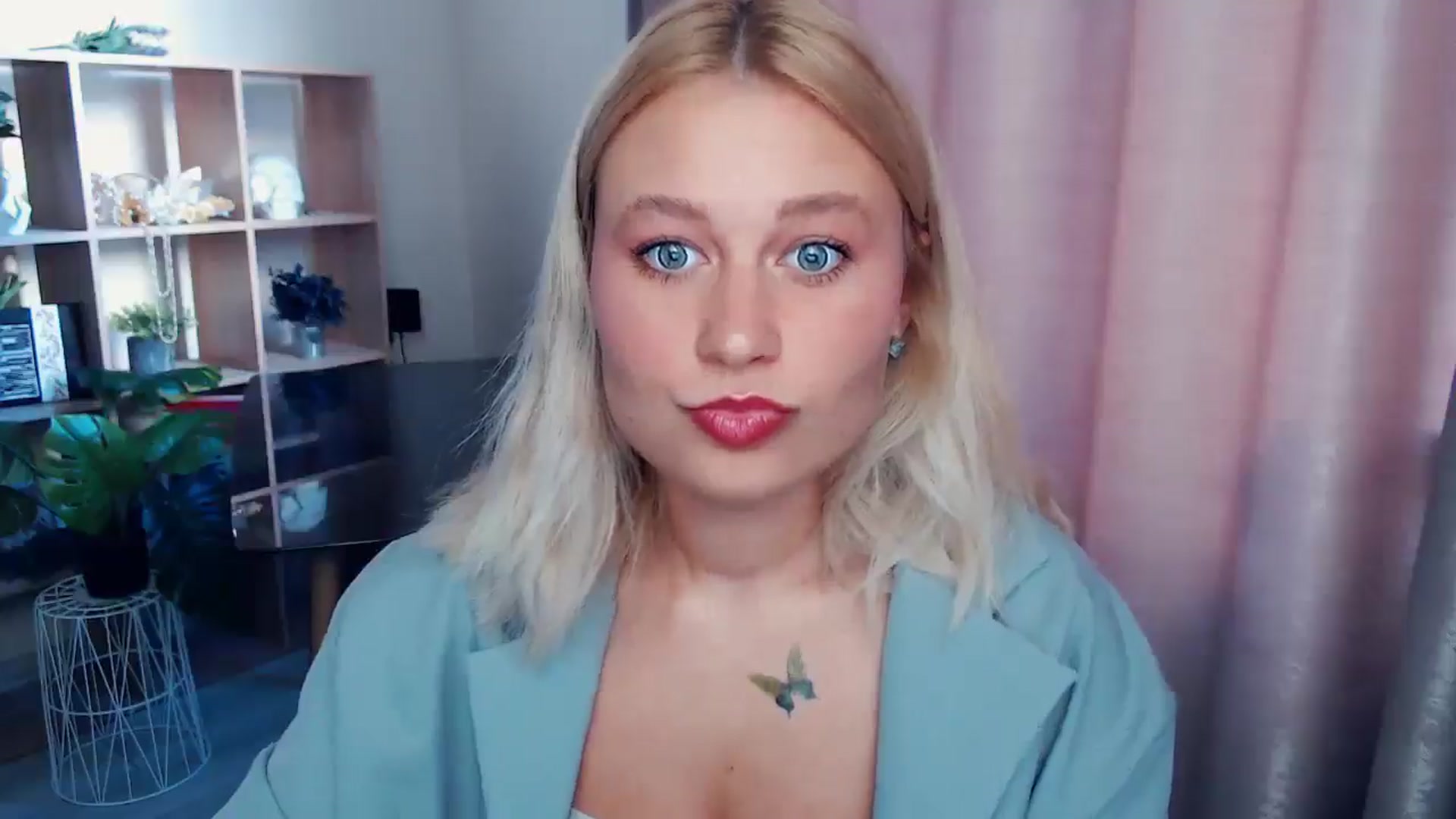 Gallery image thumbnail from Kukla_kolduna's myfreecams stream on, 09/05/2025, 16:19 image 2 of 20