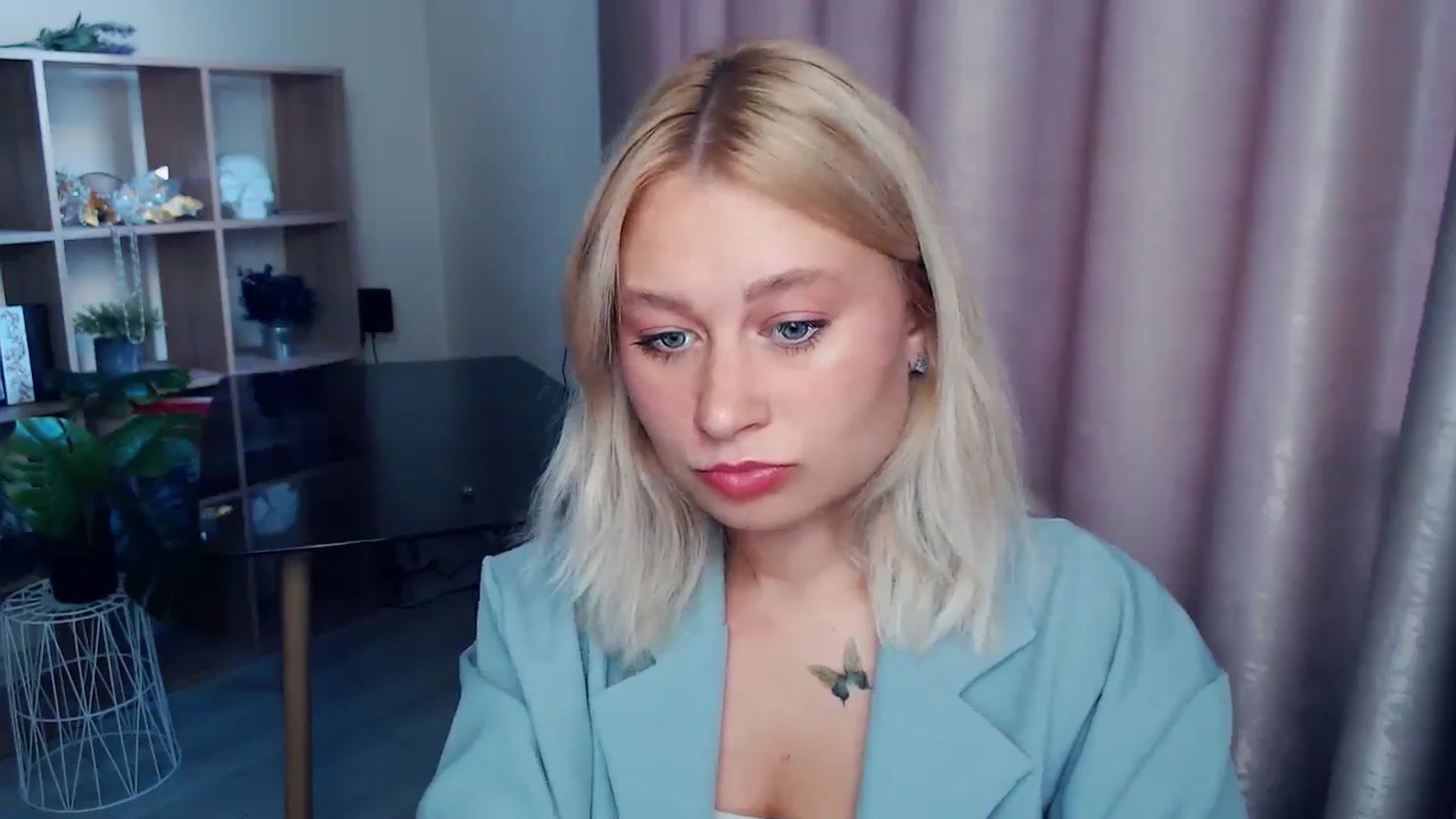 Gallery image thumbnail from Kukla_kolduna's myfreecams stream on, 09/05/2025, 16:19 image 16 of 20