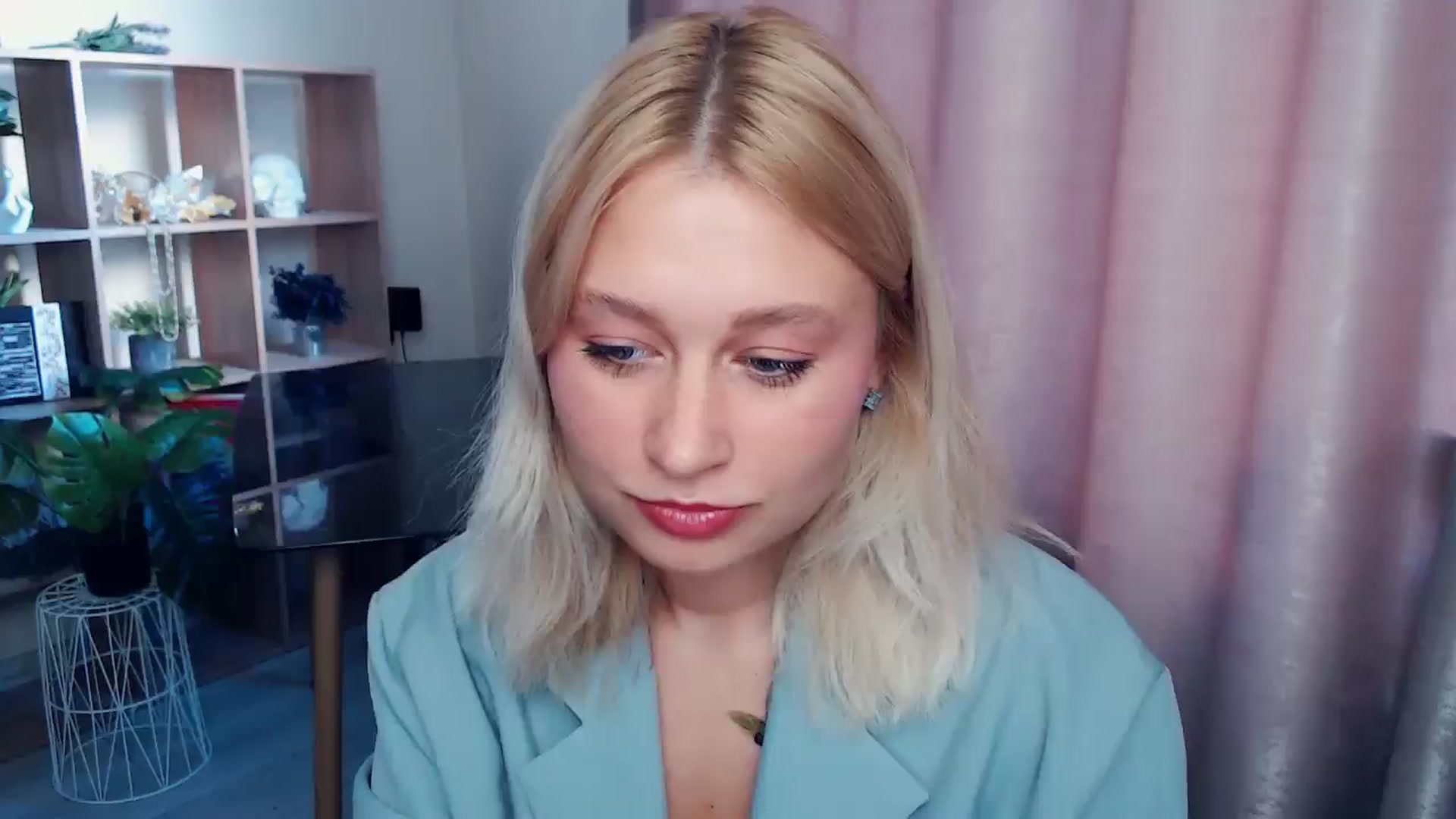 Gallery image thumbnail from Kukla_kolduna's myfreecams stream on, 09/05/2025, 16:19 image 8 of 20
