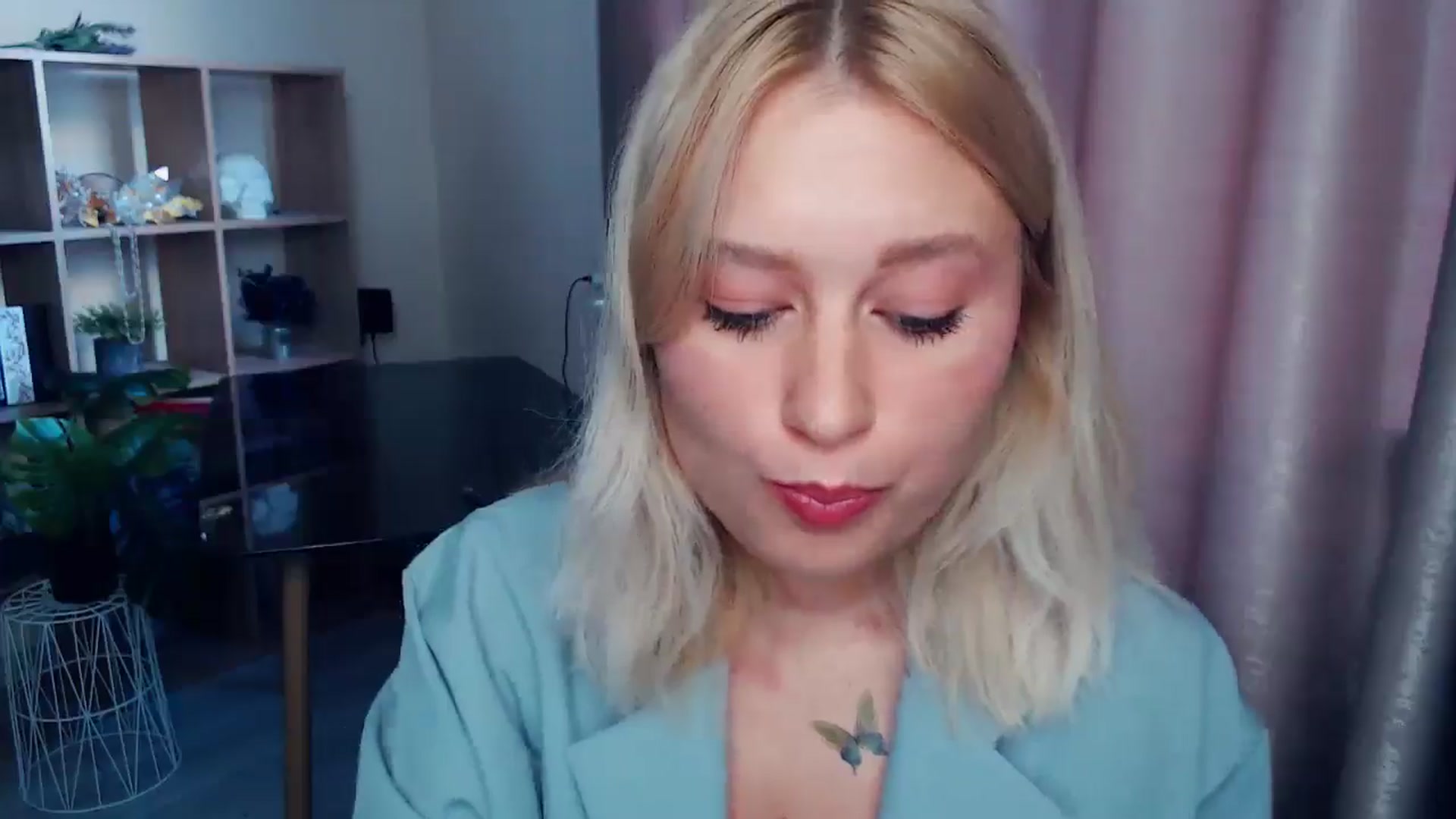 Gallery image thumbnail from Kukla_kolduna's myfreecams stream on, 09/05/2025, 16:19 image 14 of 20