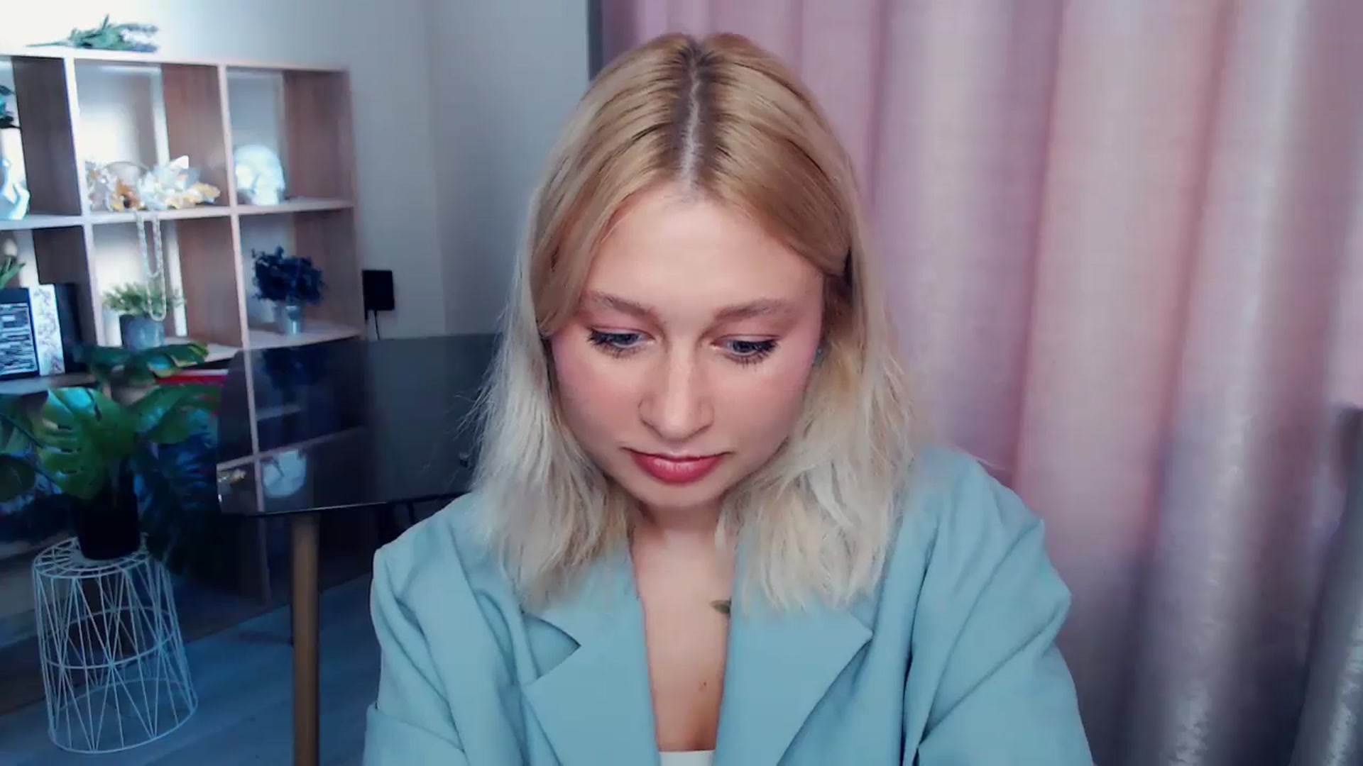 Gallery image thumbnail from Kukla_kolduna's myfreecams stream on, 09/05/2025, 16:19 image 7 of 20