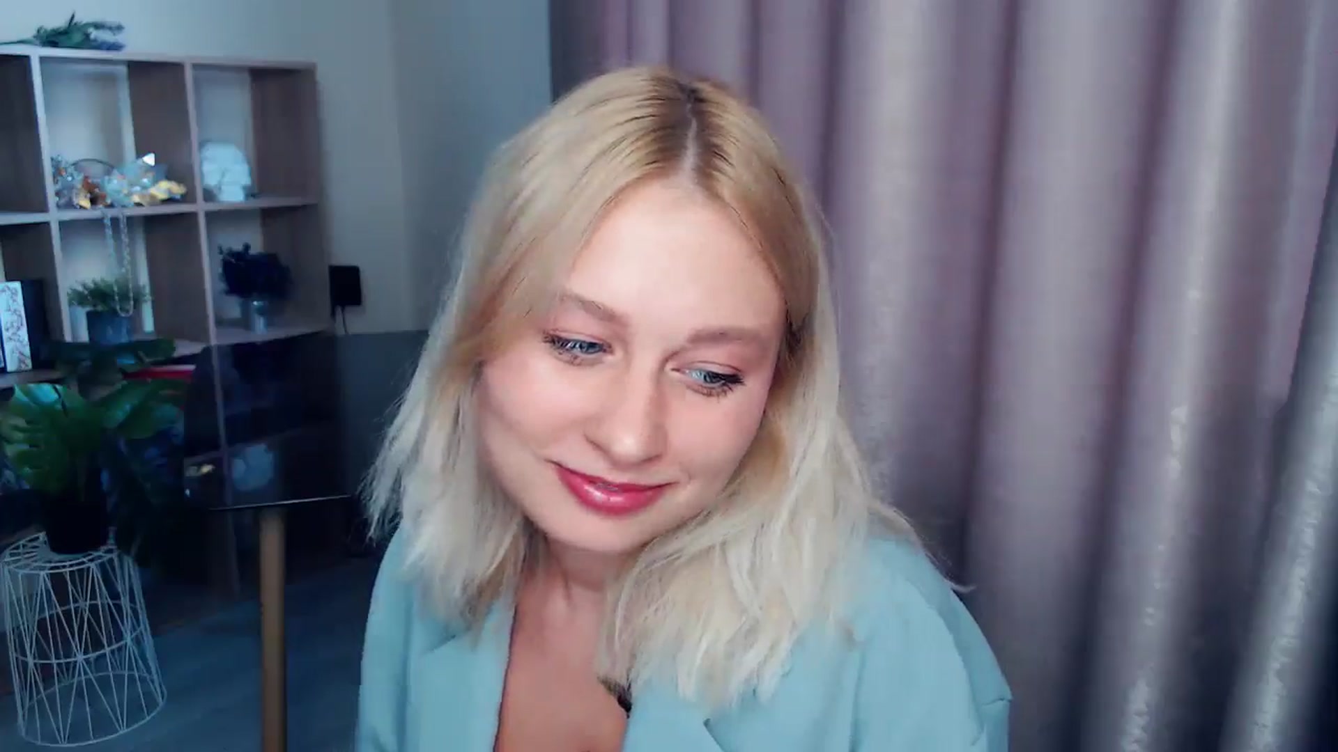 Gallery image thumbnail from Kukla_kolduna's myfreecams stream on, 09/05/2025, 16:19 image 18 of 20