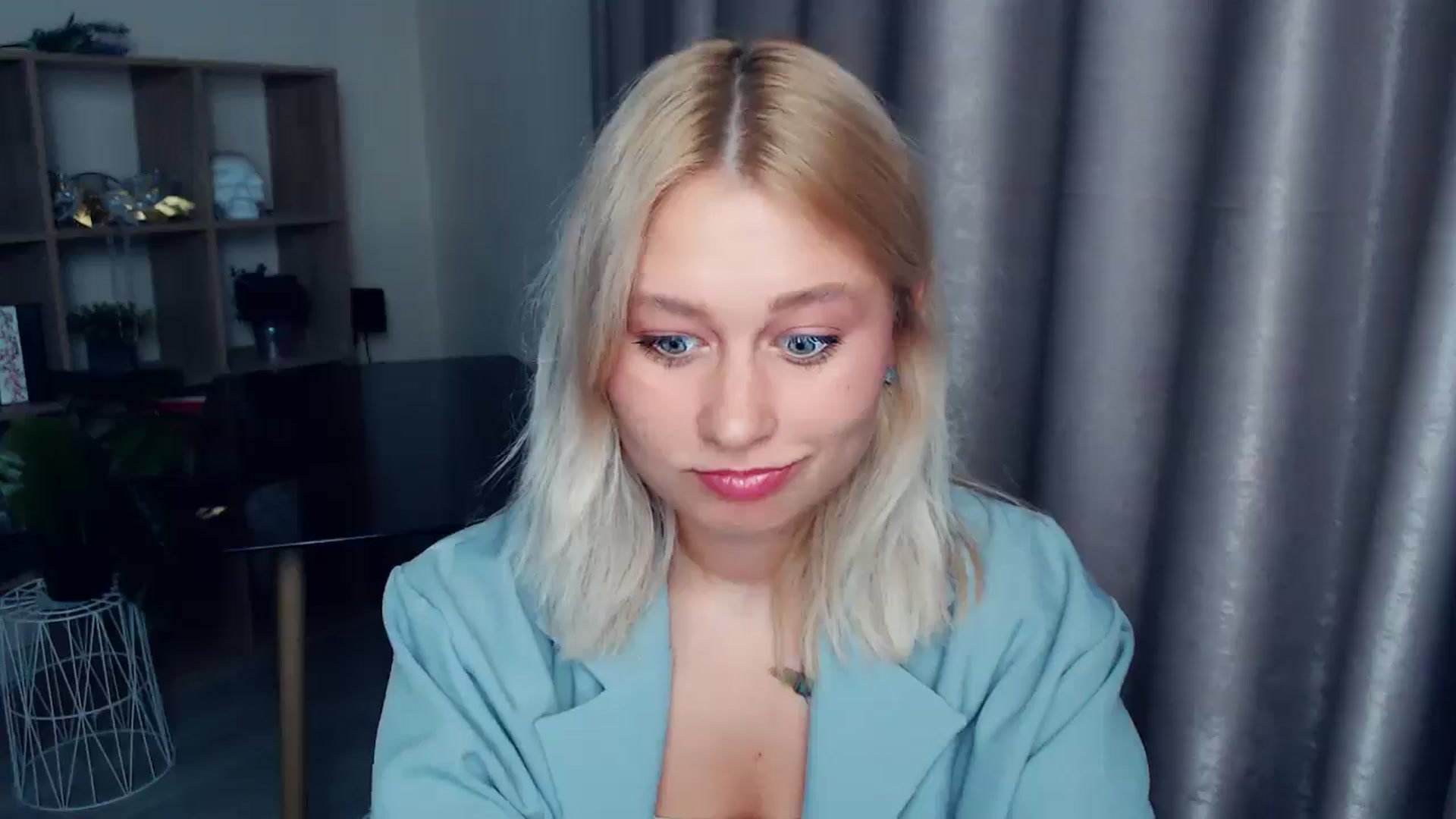 Gallery image thumbnail from Kukla_kolduna's myfreecams stream on, 09/05/2025, 18:04 image 10 of 20
