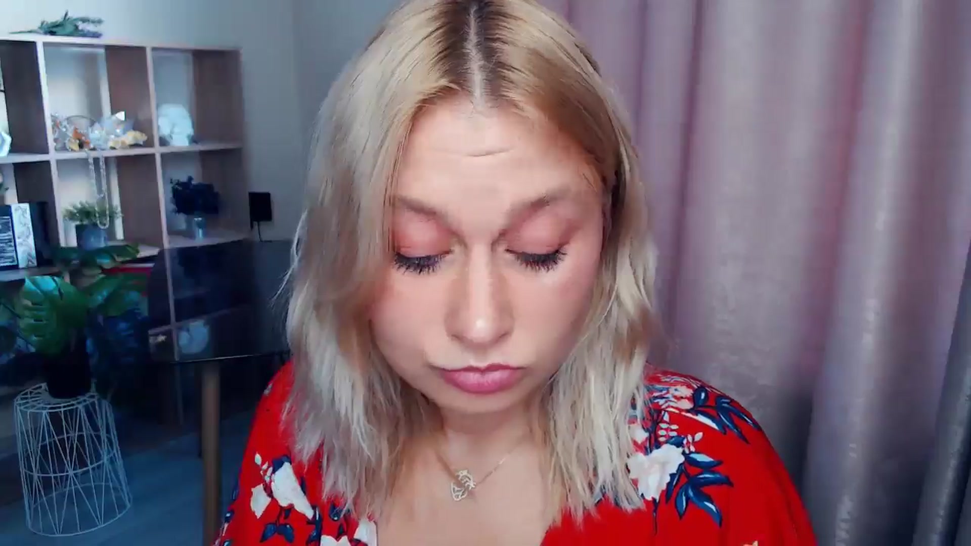 Gallery image thumbnail from Kukla_kolduna's myfreecams stream on, 09/06/2025, 15:59 image 15 of 20
