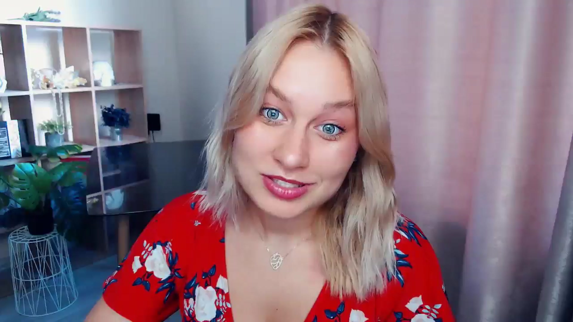 Gallery image thumbnail from Kukla_kolduna's myfreecams stream on, 09/06/2025, 15:59 image 4 of 20