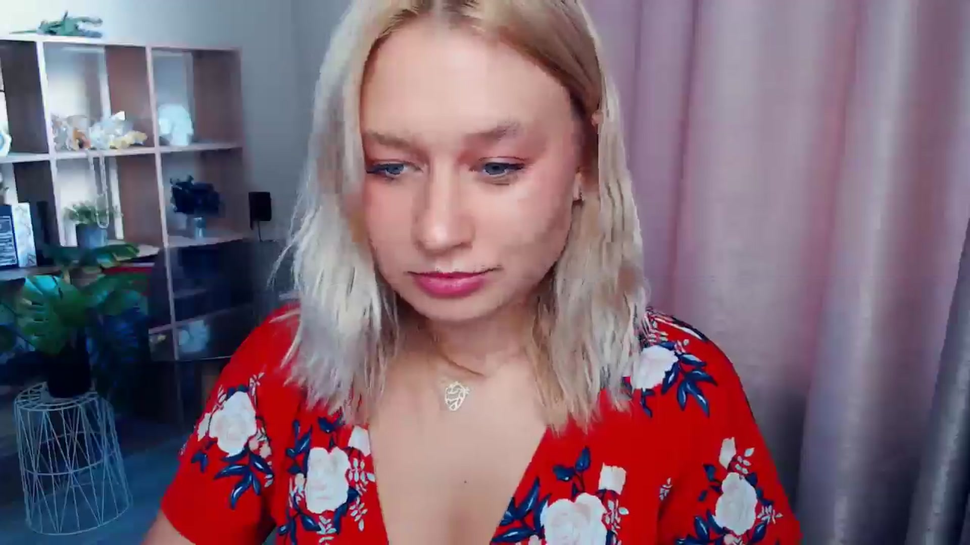Gallery image thumbnail from Kukla_kolduna's myfreecams stream on, 09/06/2025, 15:59 image 10 of 20