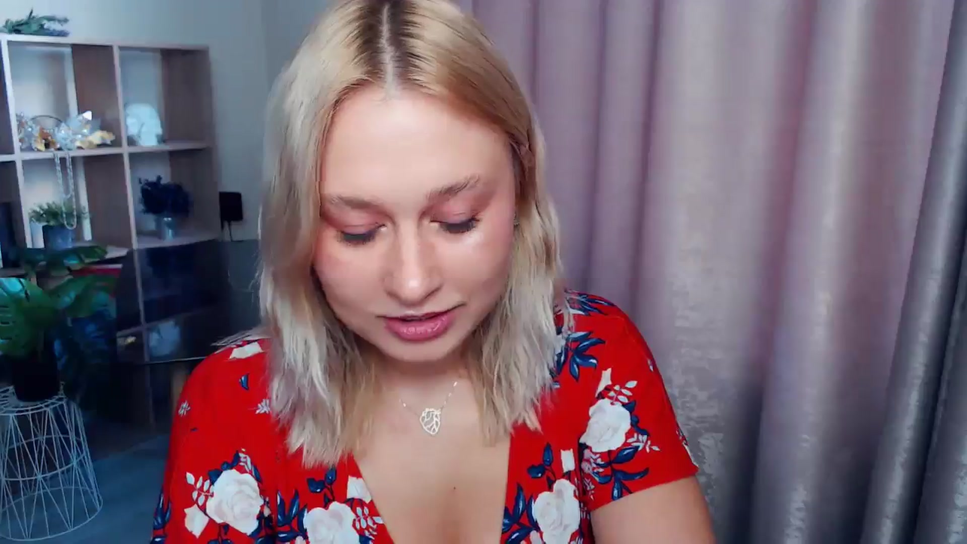 Gallery image thumbnail from Kukla_kolduna's myfreecams stream on, 09/06/2025, 15:59 image 18 of 20