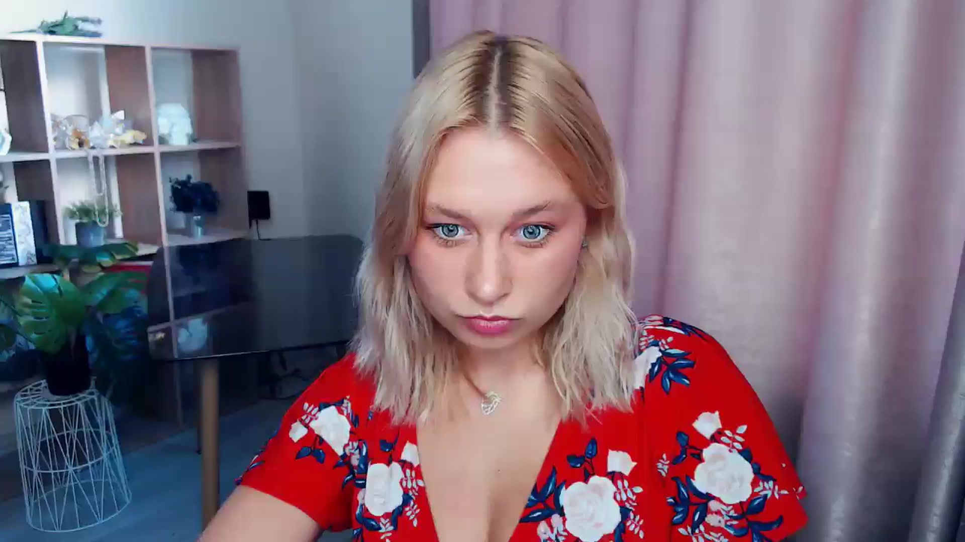 Gallery image thumbnail from Kukla_kolduna's myfreecams stream on, 09/06/2025, 15:59 image 14 of 20