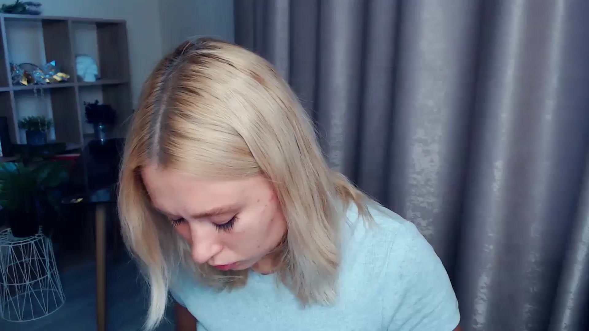 Gallery image thumbnail from Kukla_kolduna's myfreecams stream on, 09/11/2025, 16:17 image 17 of 20