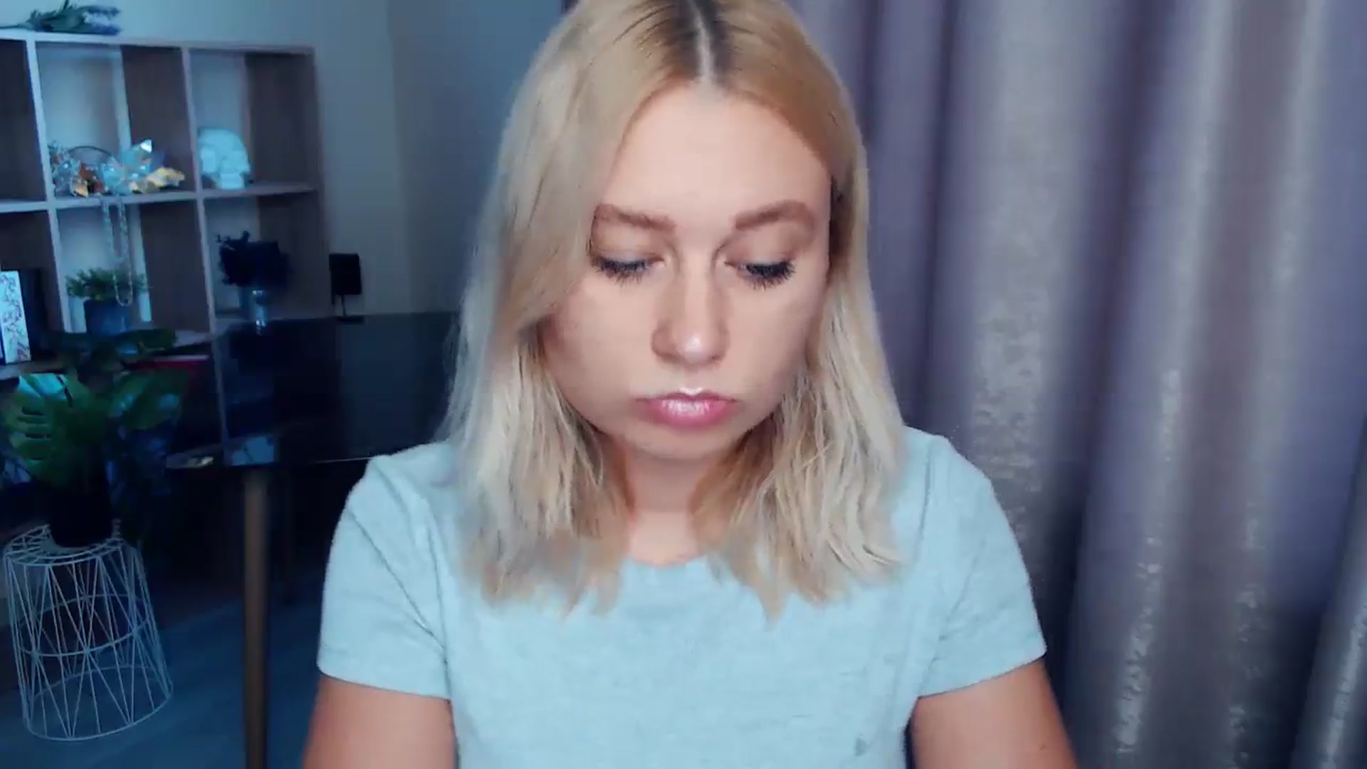 Gallery image thumbnail from Kukla_kolduna's myfreecams stream on, 09/11/2025, 16:17 image 2 of 20