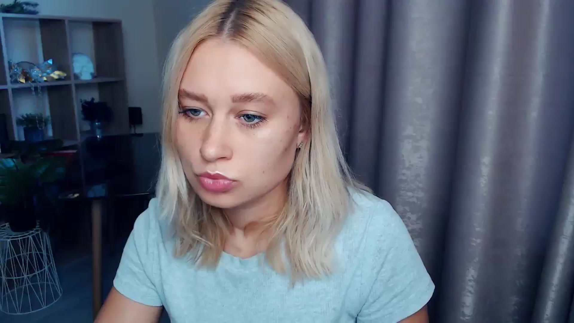 Gallery image thumbnail from Kukla_kolduna's myfreecams stream on, 09/11/2025, 16:17 image 14 of 20