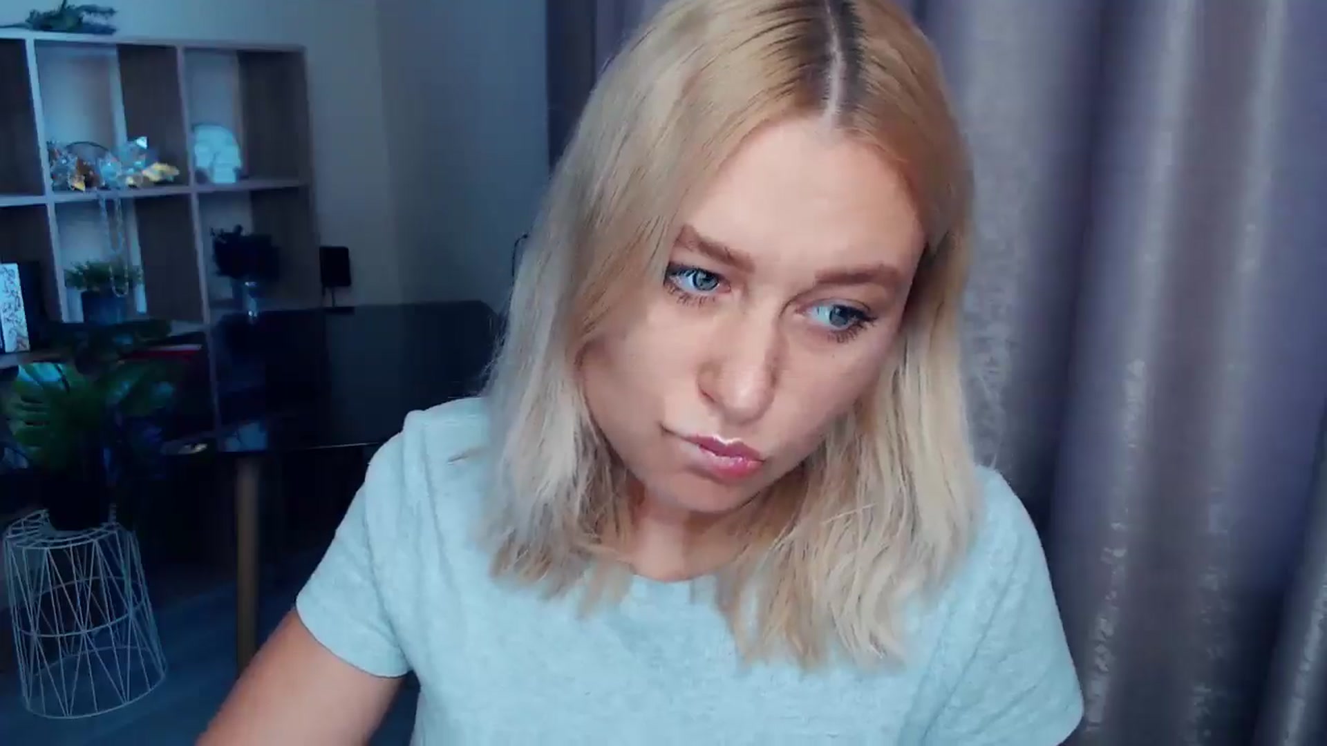 Gallery image thumbnail from Kukla_kolduna's myfreecams stream on, 09/11/2025, 16:17 image 5 of 20