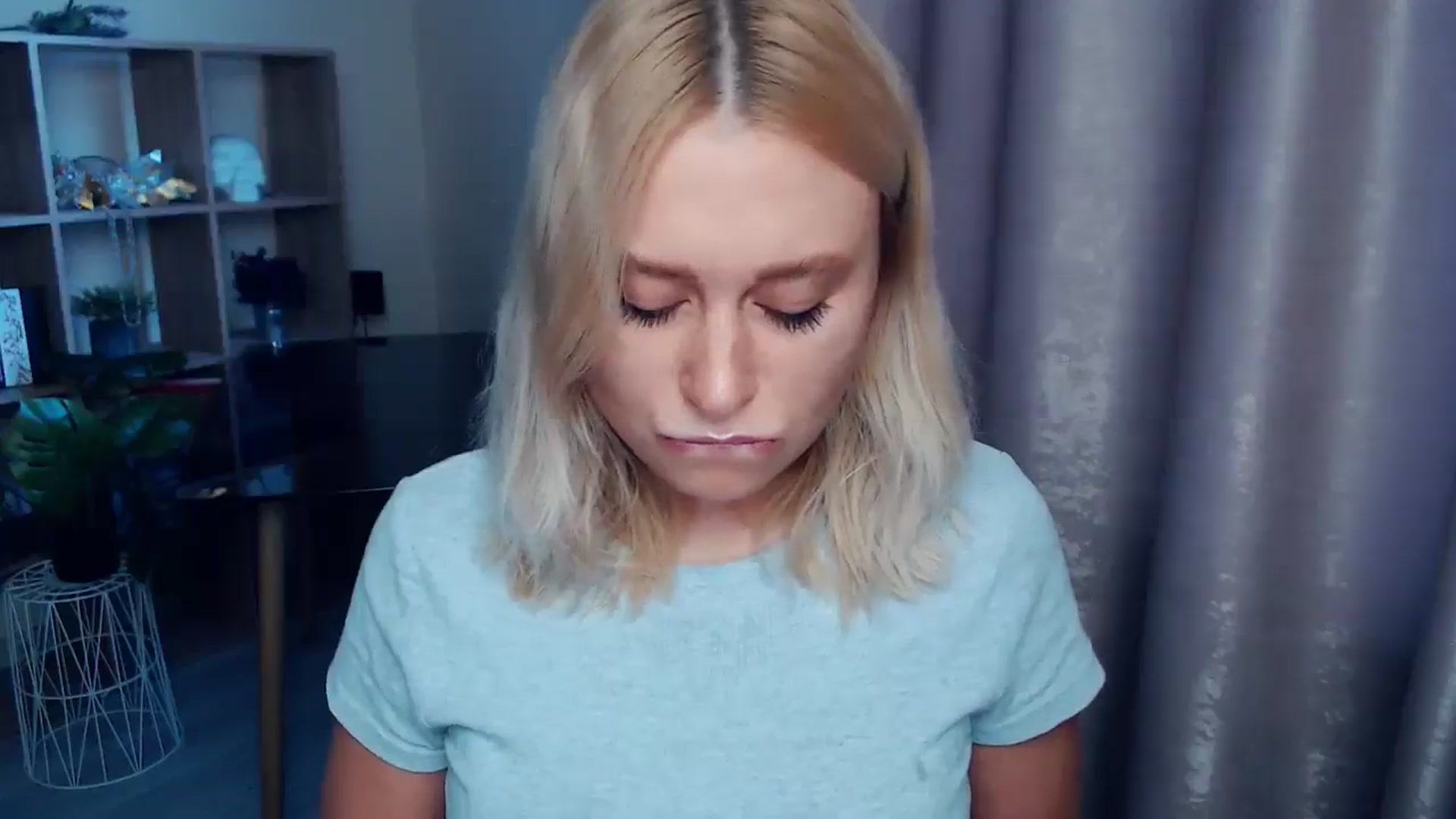 Gallery image thumbnail from Kukla_kolduna's myfreecams stream on, 09/11/2025, 16:17 image 7 of 20