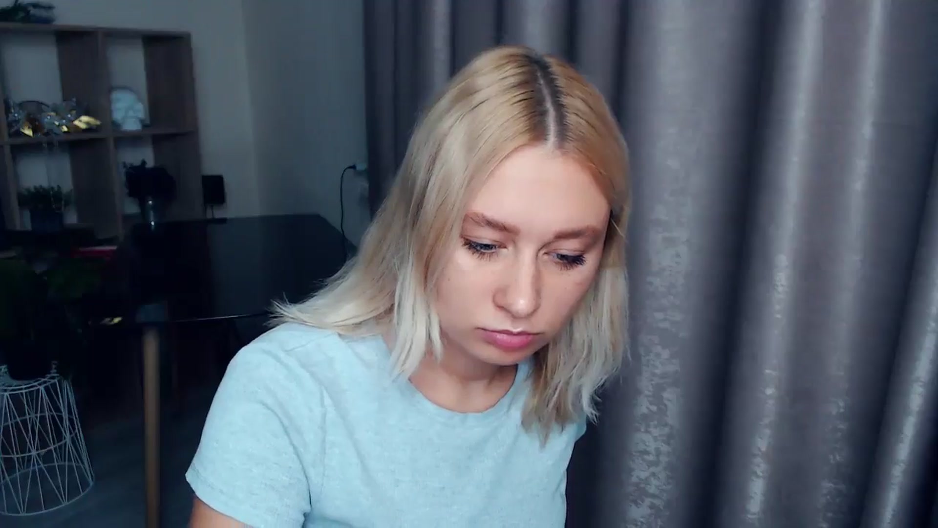 Gallery image thumbnail from Kukla_kolduna's myfreecams stream on, 09/11/2025, 17:30 image 13 of 20