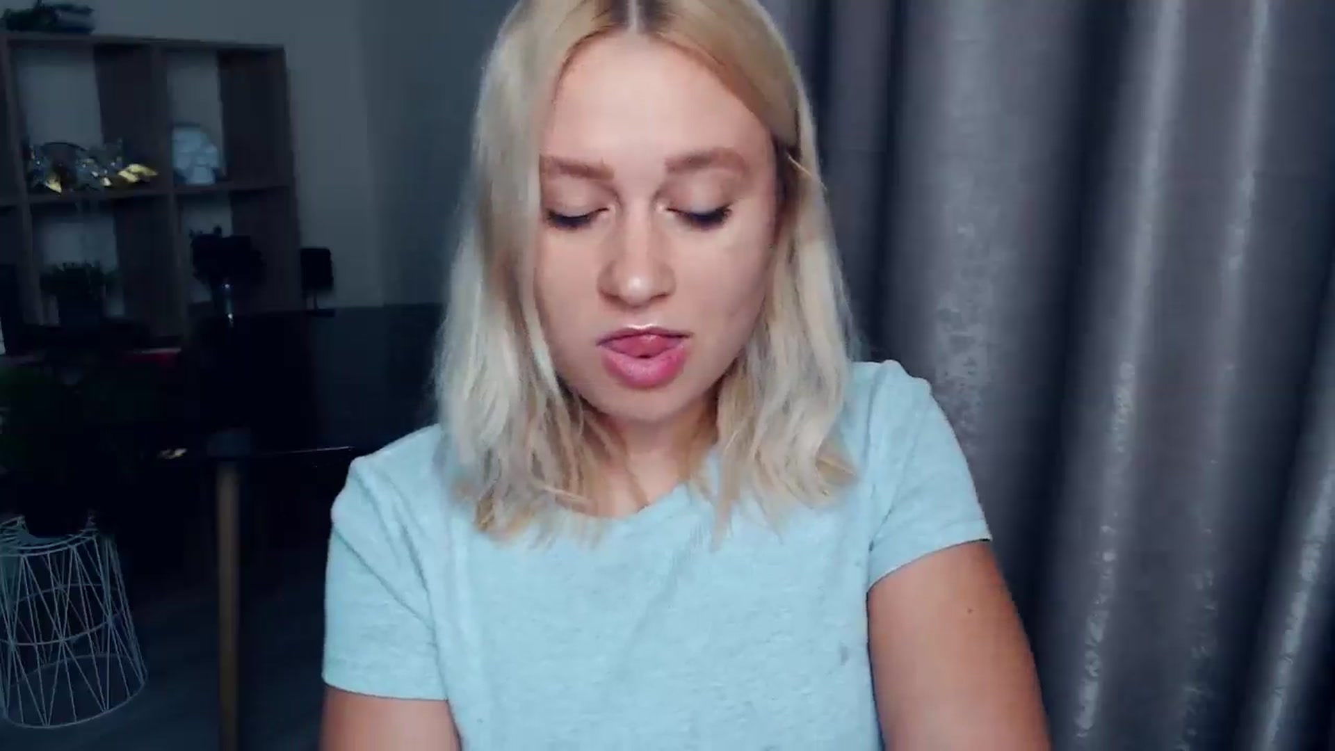 Gallery image thumbnail from Kukla_kolduna's myfreecams stream on, 09/11/2025, 17:30 image 4 of 20